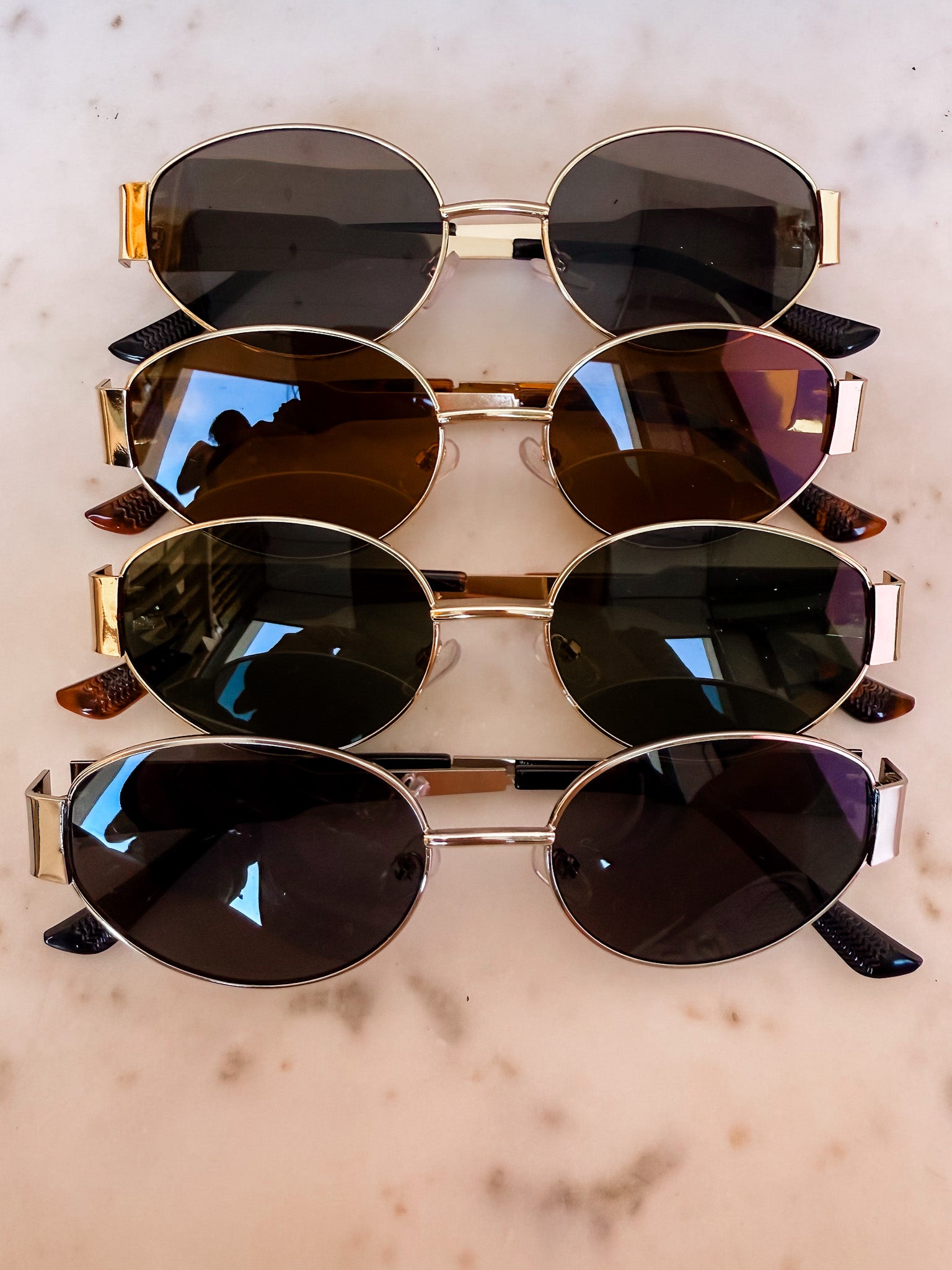 Glistening Lights Round Sunglasses