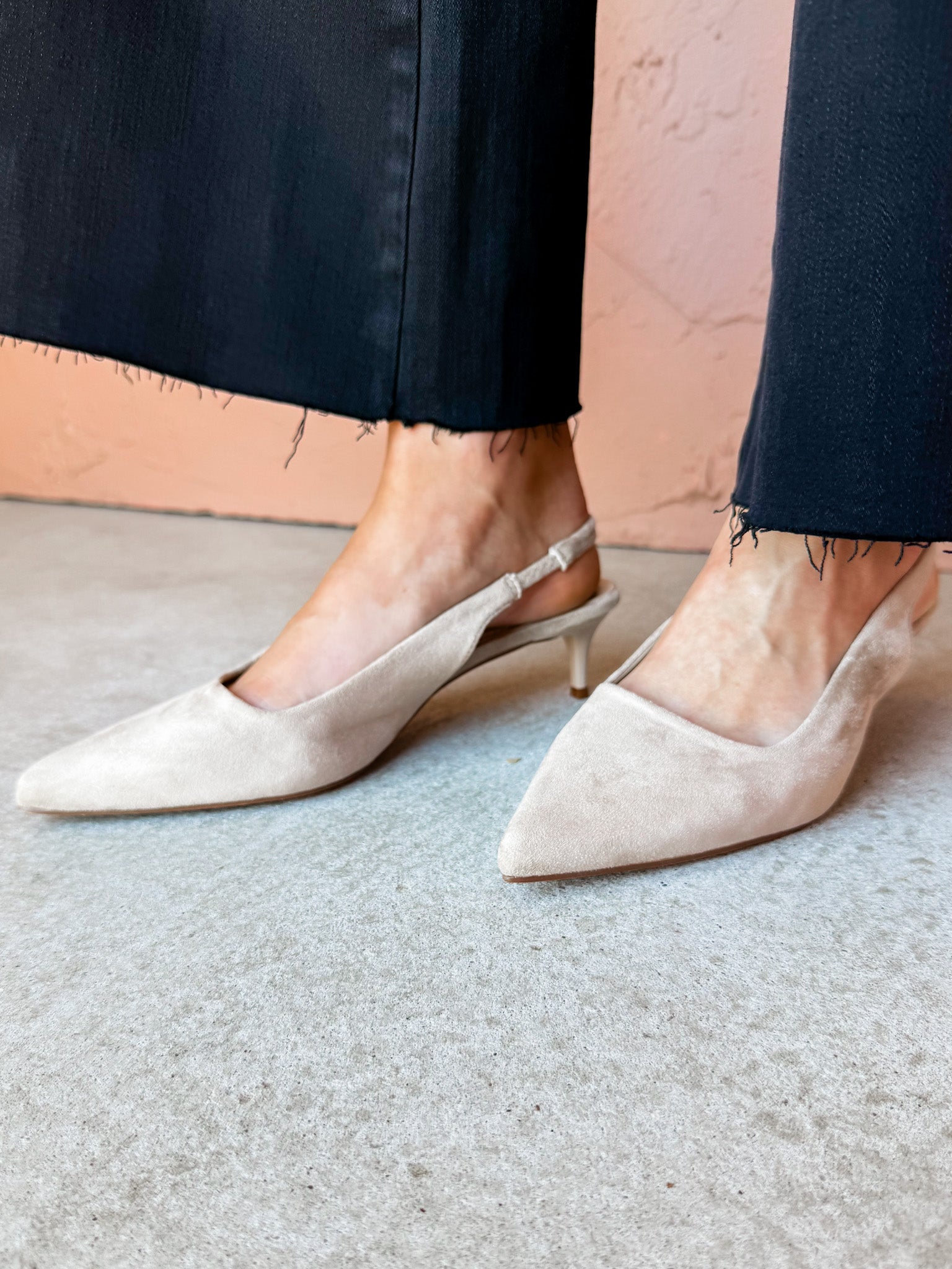 Rae Slingback Kitten Heel-Taupe