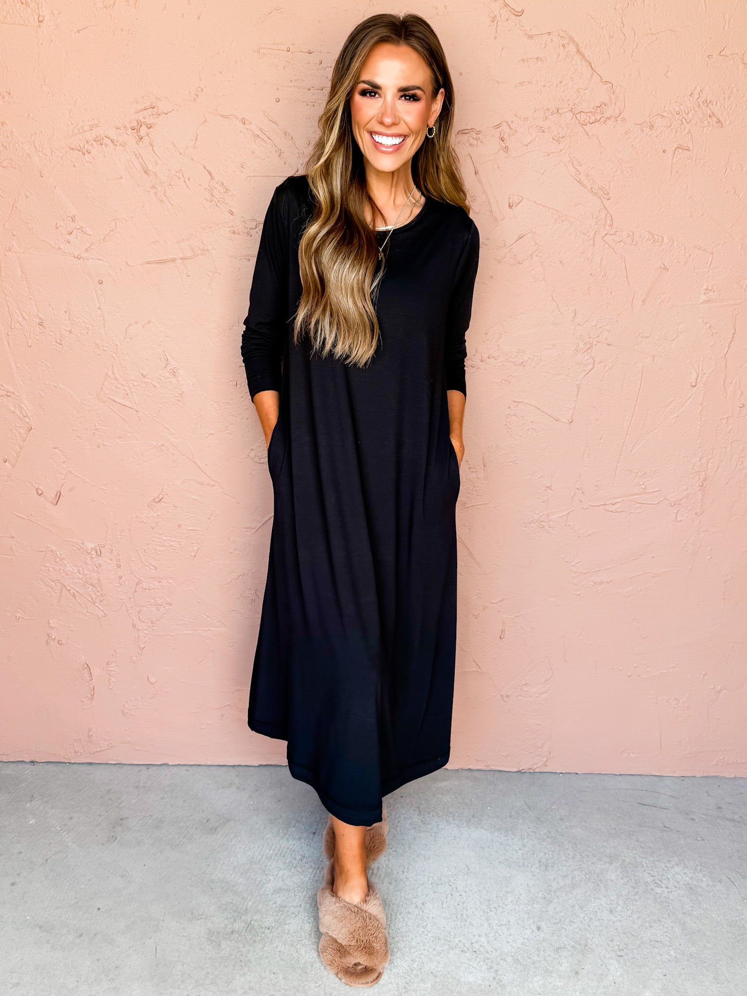 Aubrey Long Sleeve House Dress-Black
