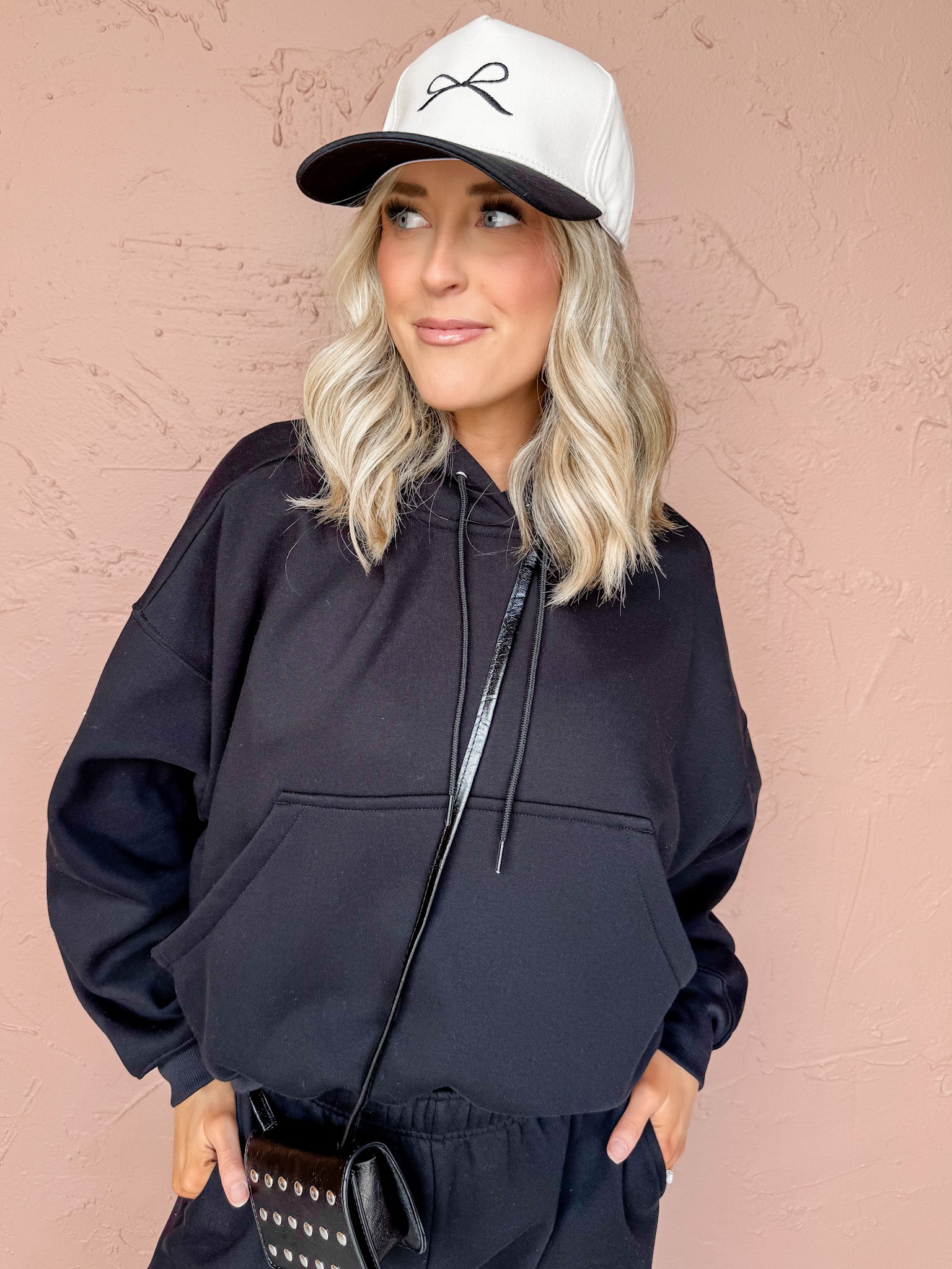 Off-Duty Fleece Hoodie-Black