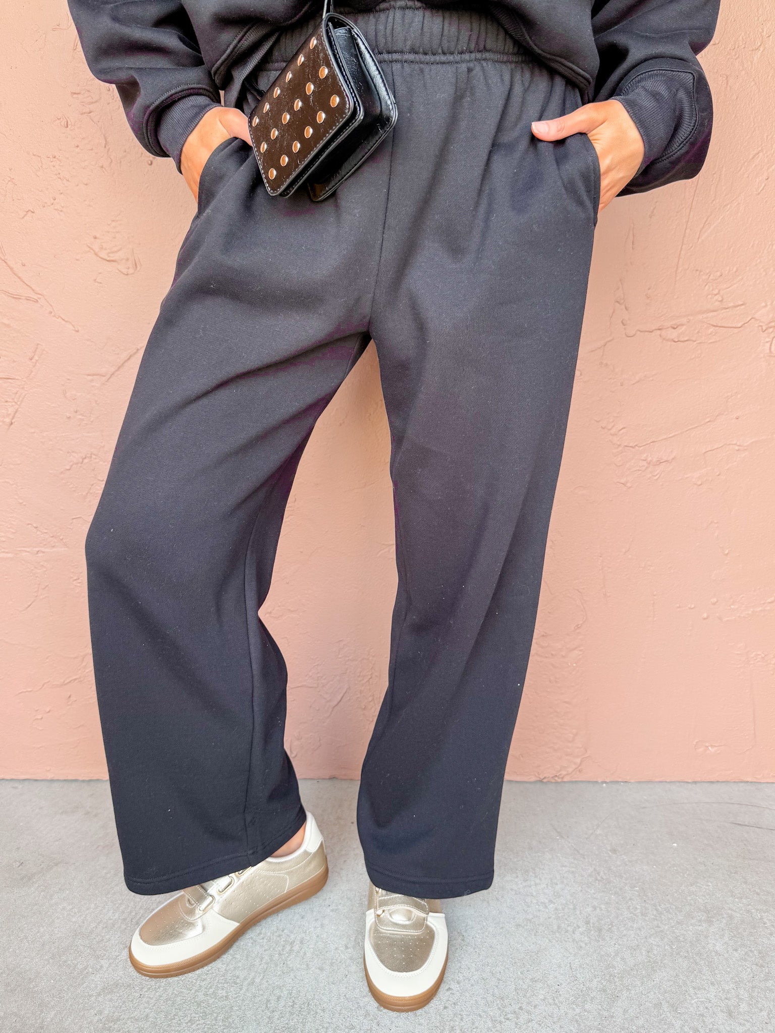 Off-Duty Fleece Sweatpants-Black