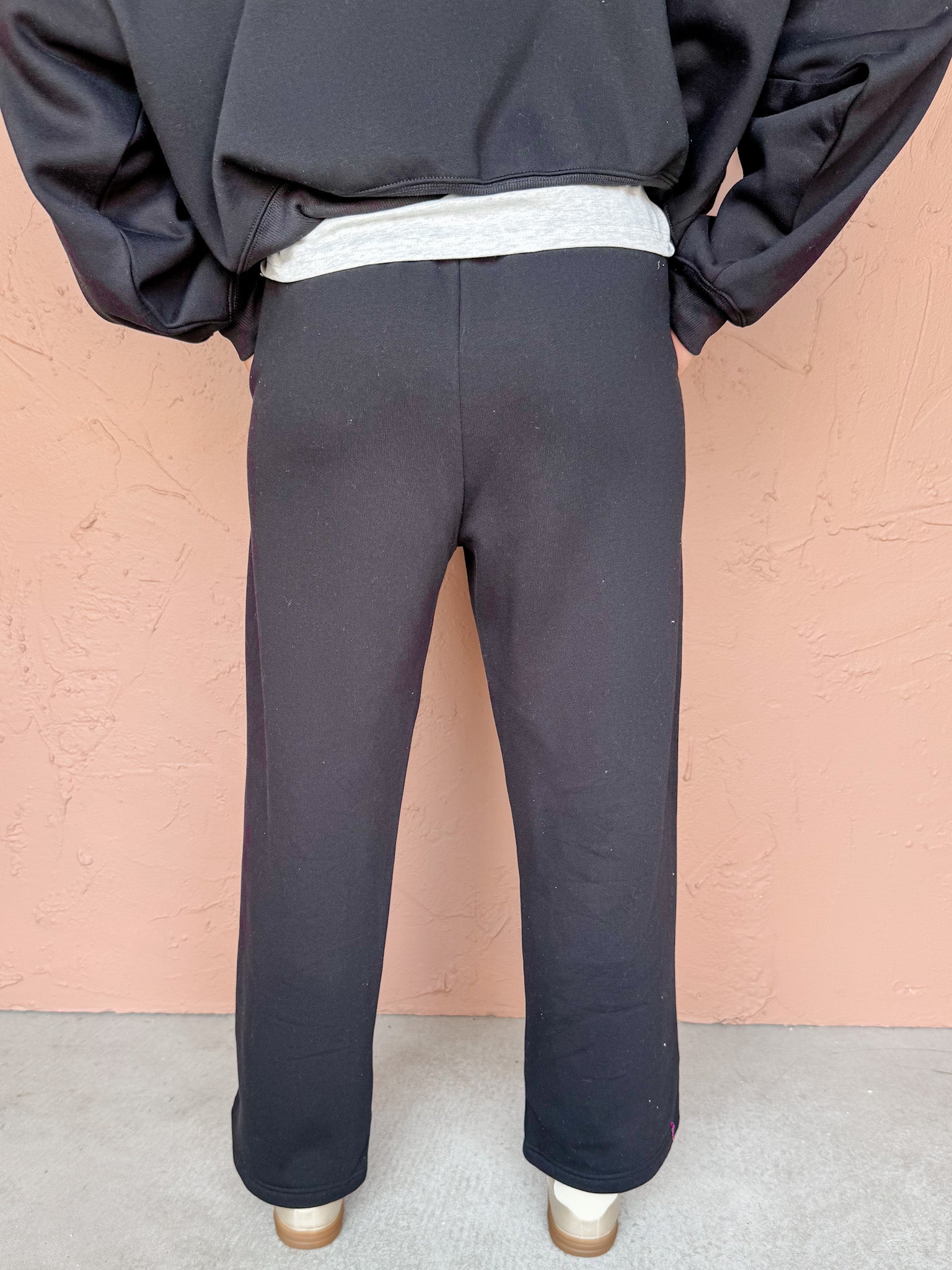 Off-Duty Fleece Sweatpants-Black