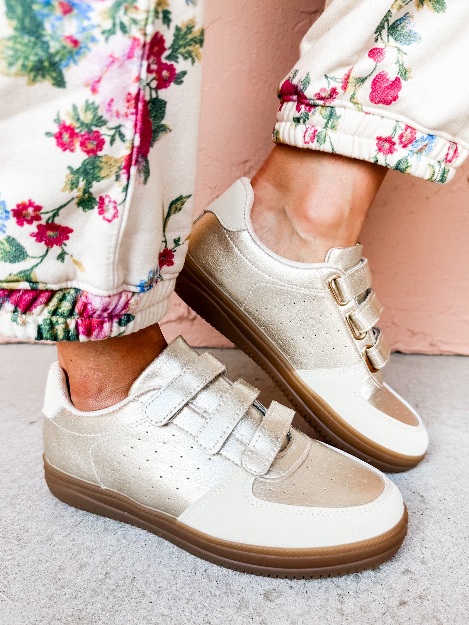 Tae Casual Sneaker-Gold