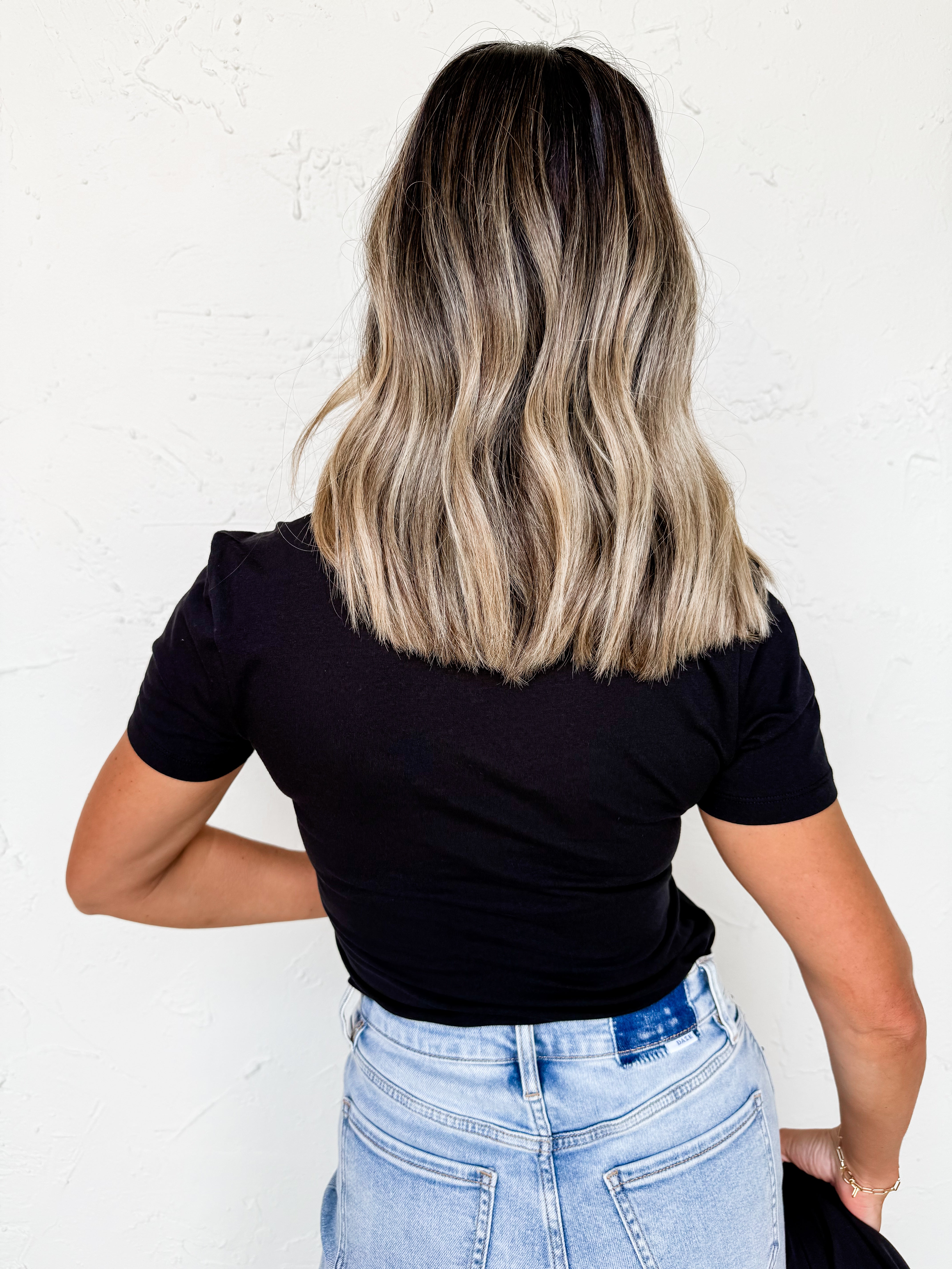 Carefree Days Crew Neck Short Sleeve Tee-Black