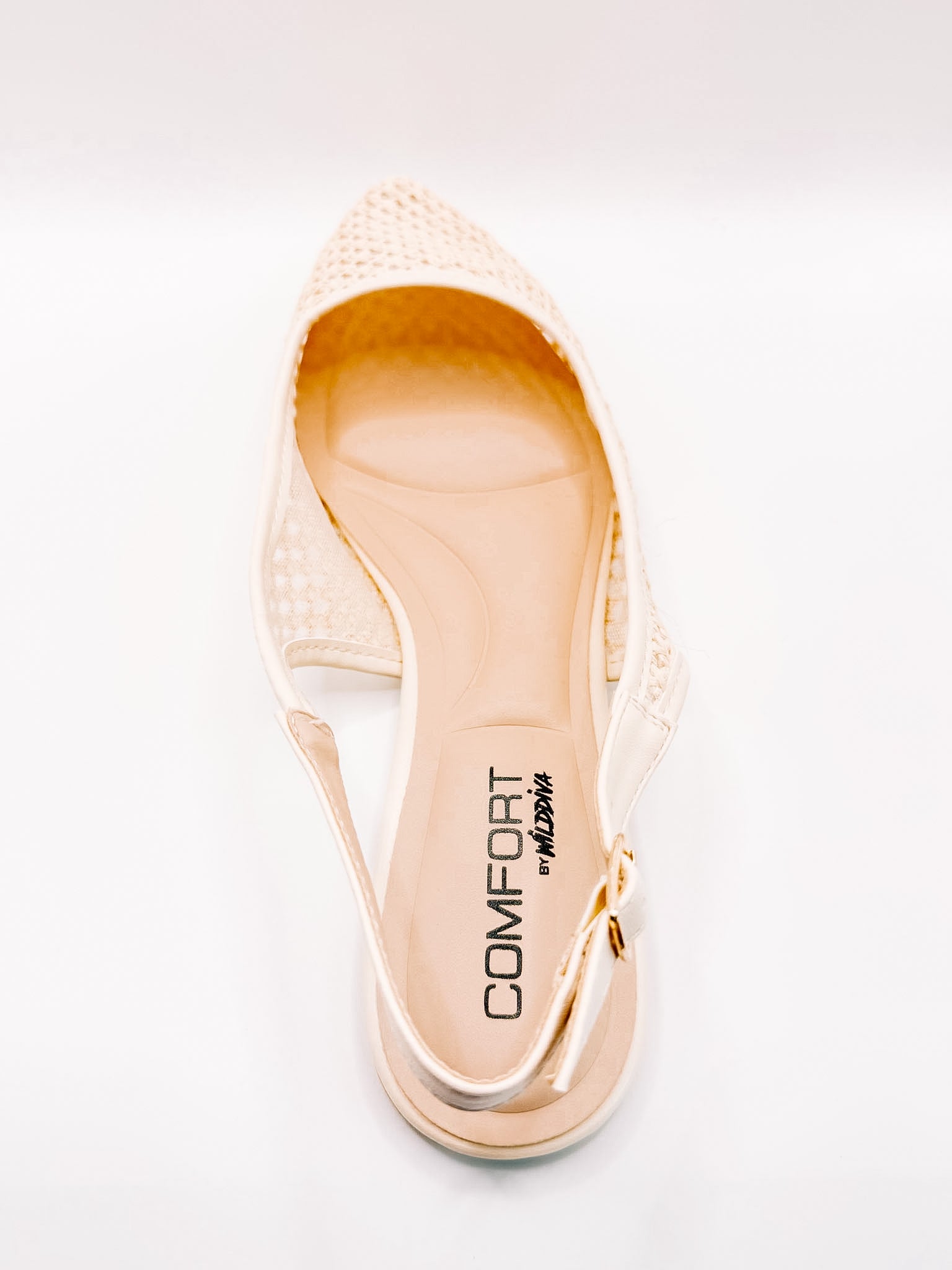 Celie Woven Flat