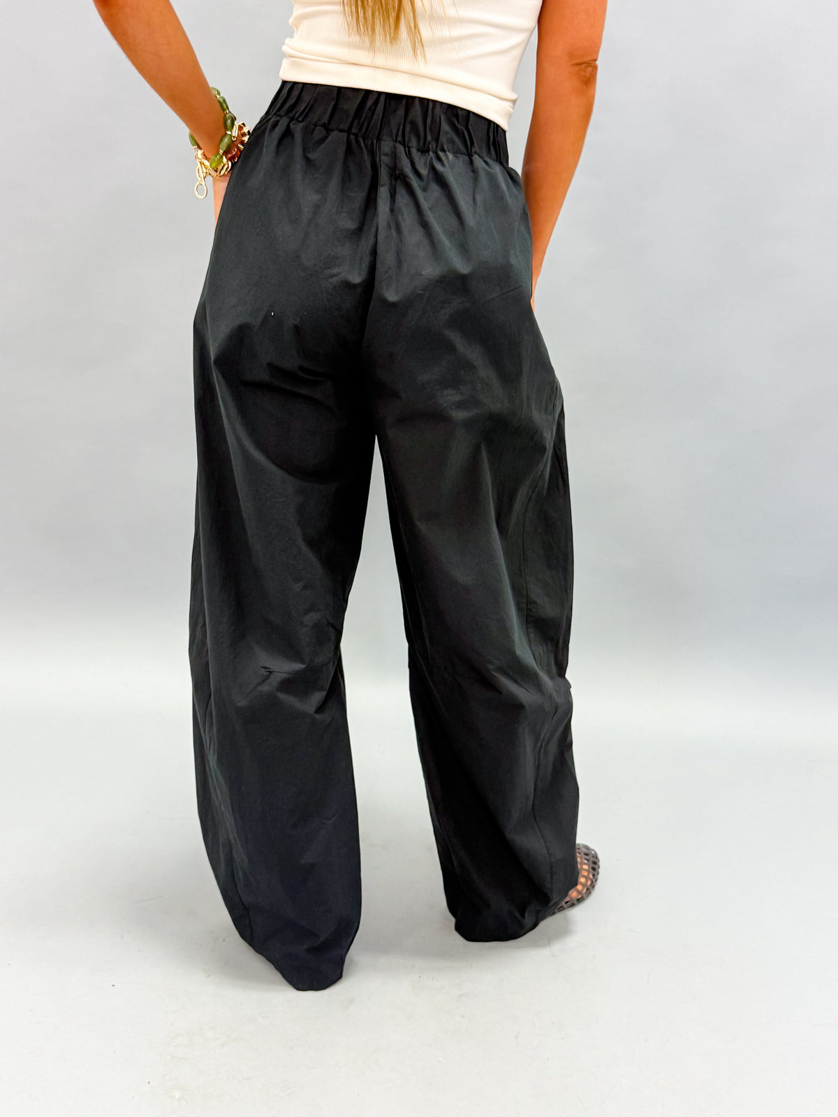 Emma Barrel Leg Pants-Black