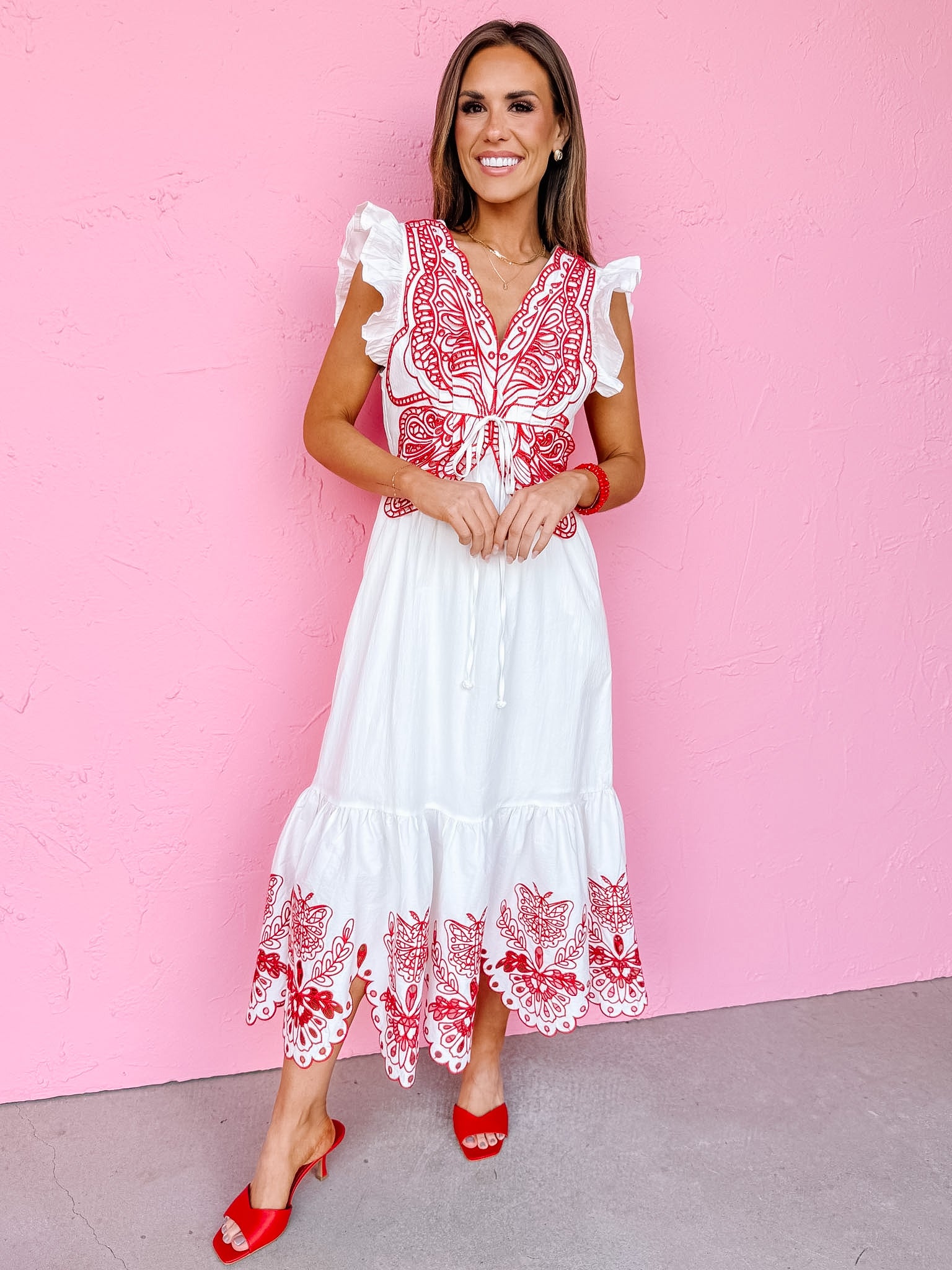 Giselle Embroidered Midi Dress Medium Giselle Embroidered Midi Dress Medium