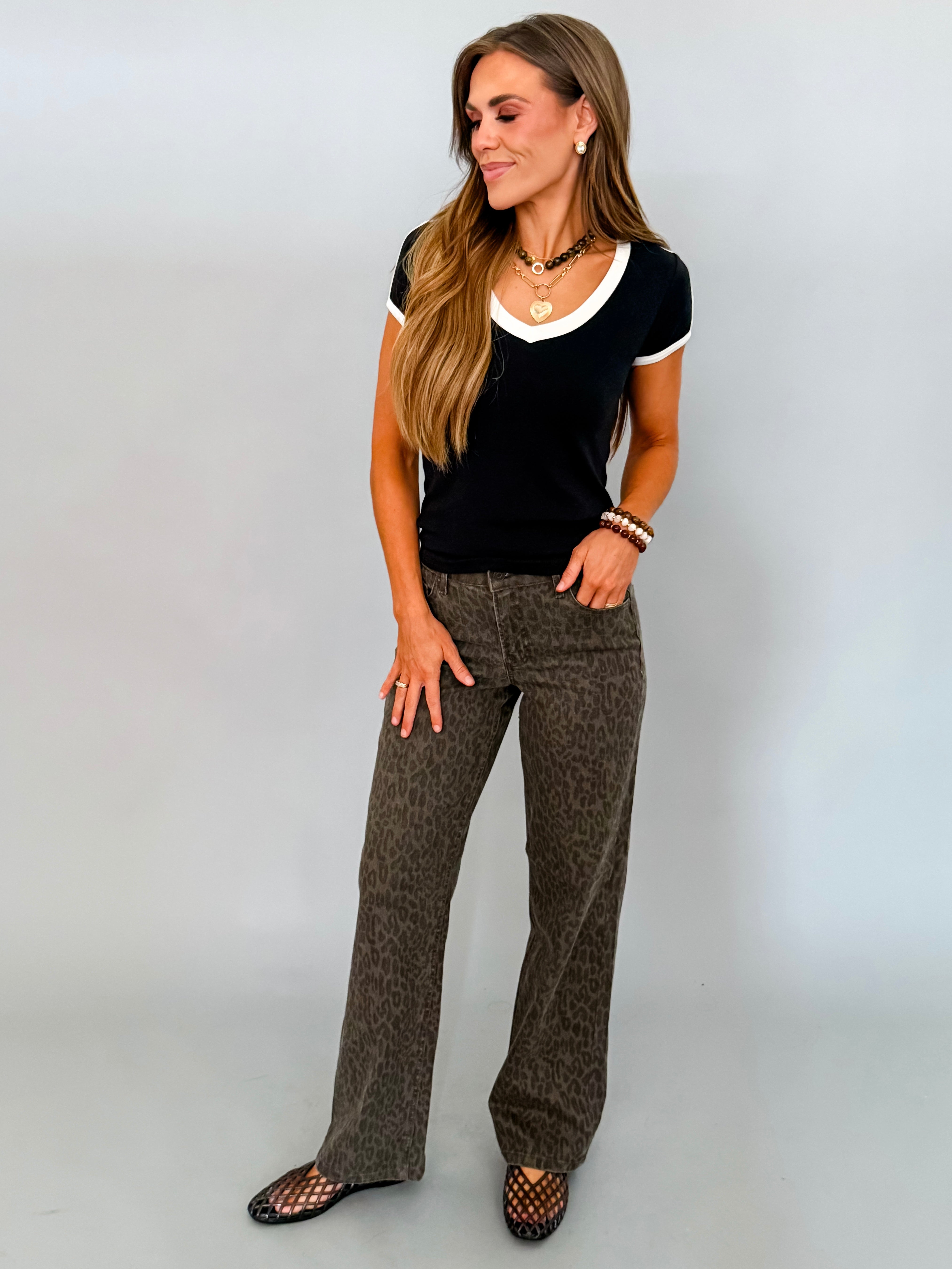 Kelsey Contrast Ringer Tee-Black/Soft White