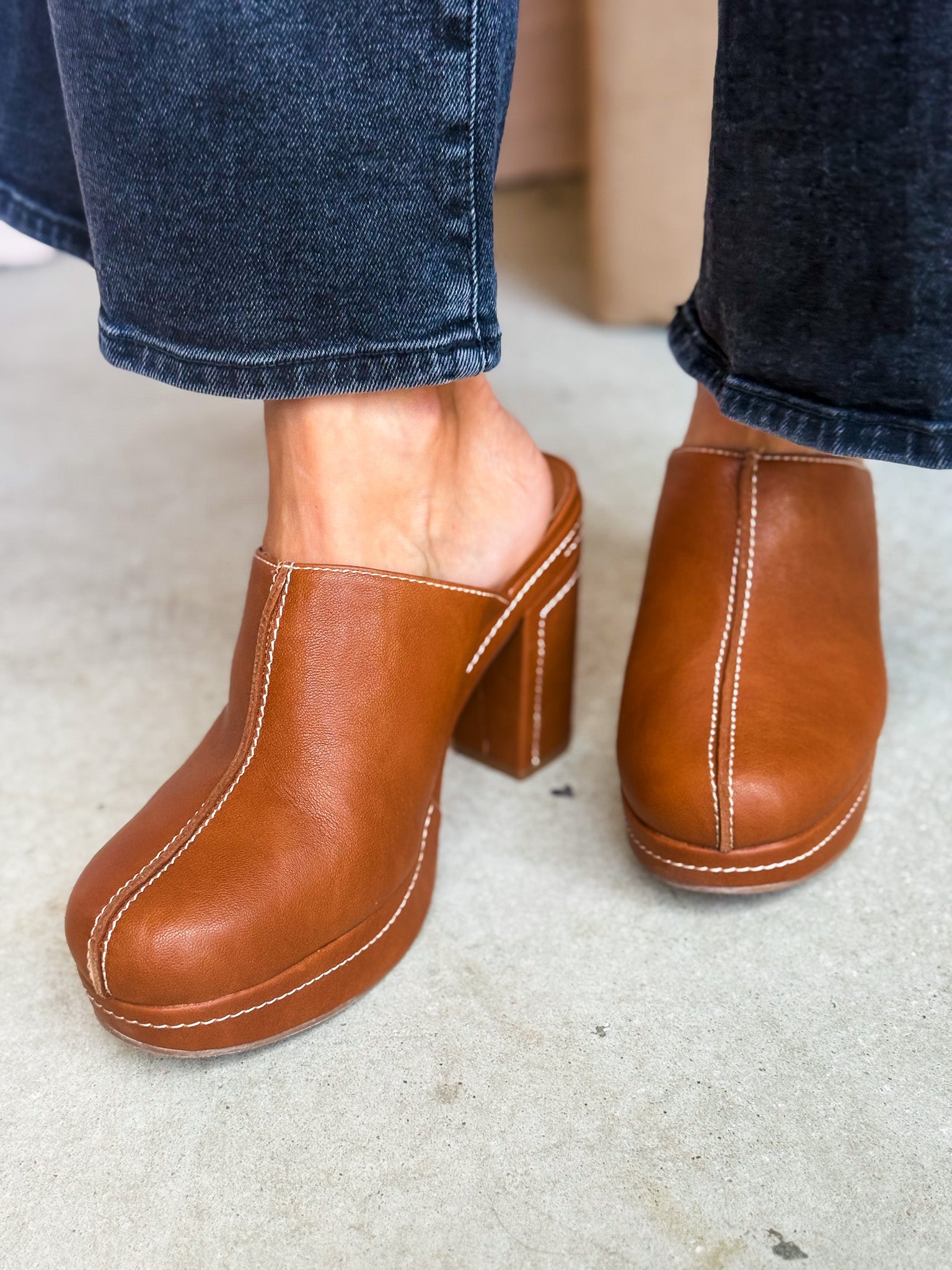 Krista Heeled Mule-Tan