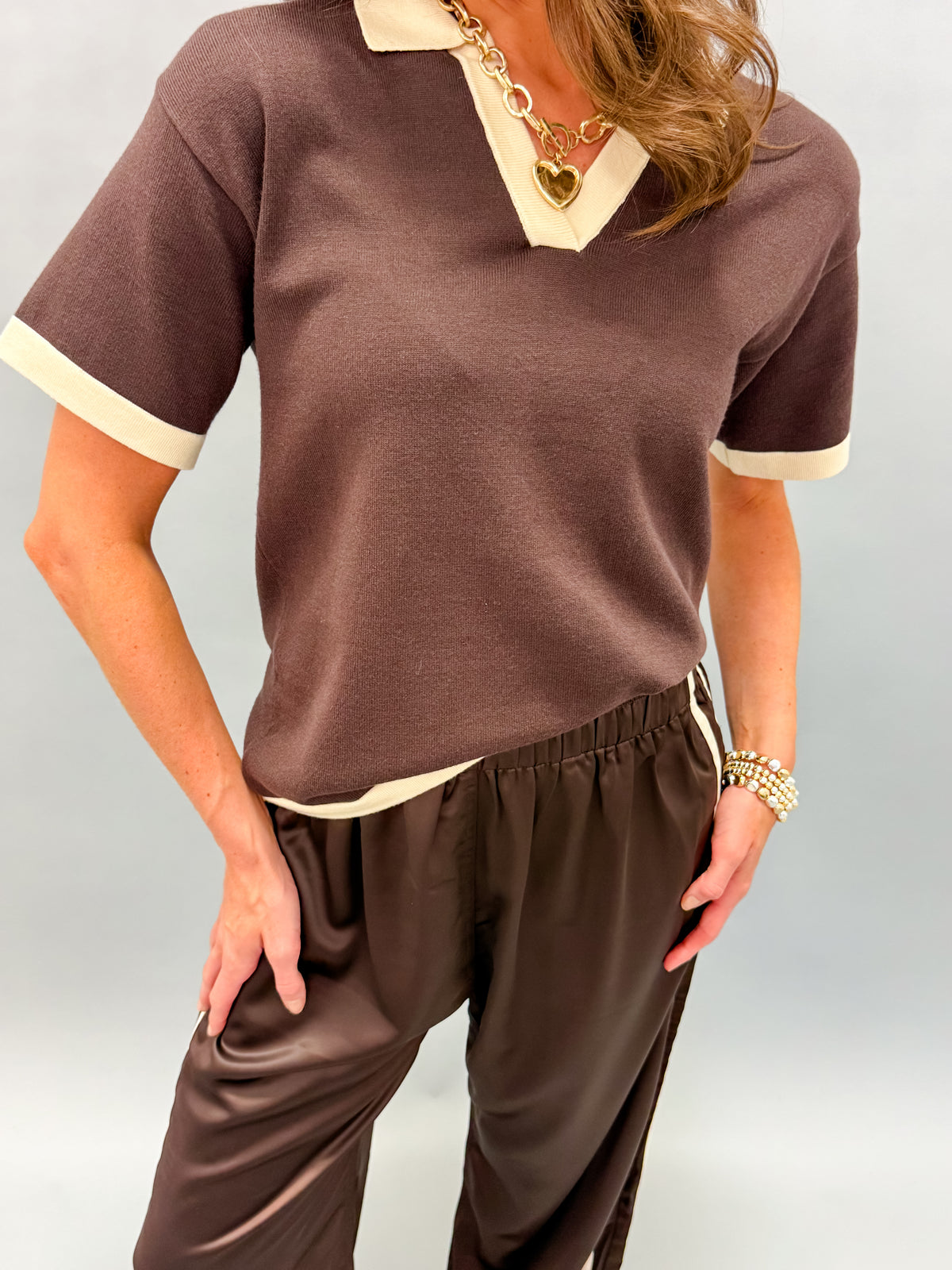 Lucia Contrast Trim Knit Top-Brown