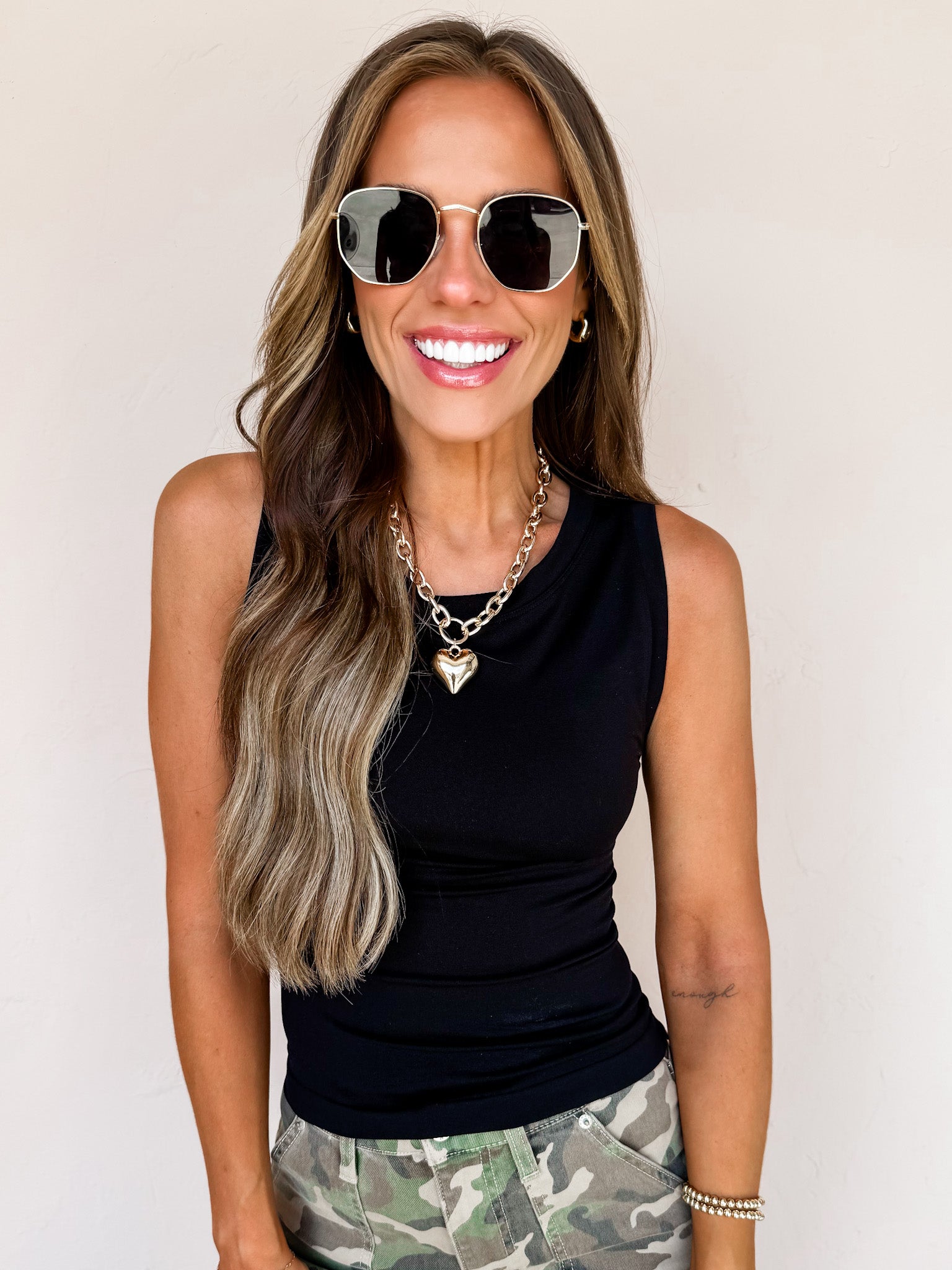 Simply Luxe Seamless Sleeveless Top-Black