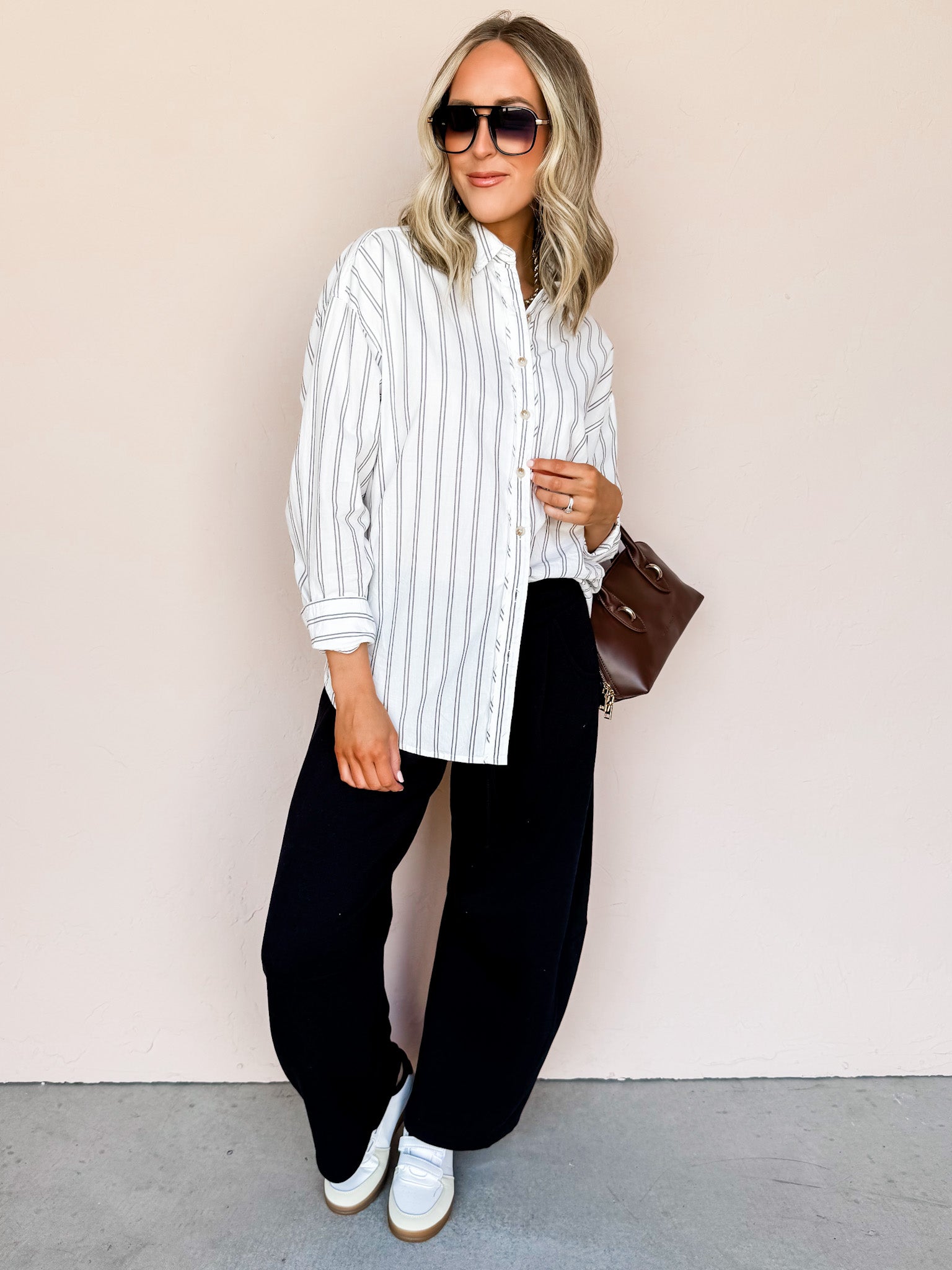 The Johnson Barrel Leg Sweatpants-Black