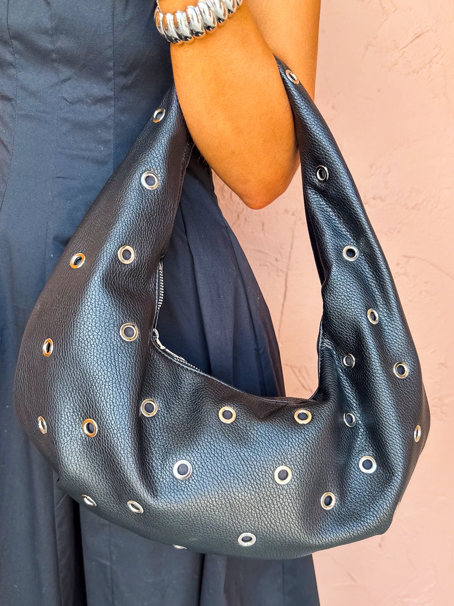 [Moda Luxe] Riot Shoulder Bag-Black