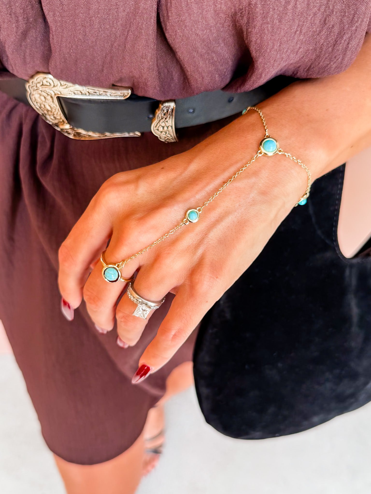 [Treasure Jewels] Solei Link Hand Chain