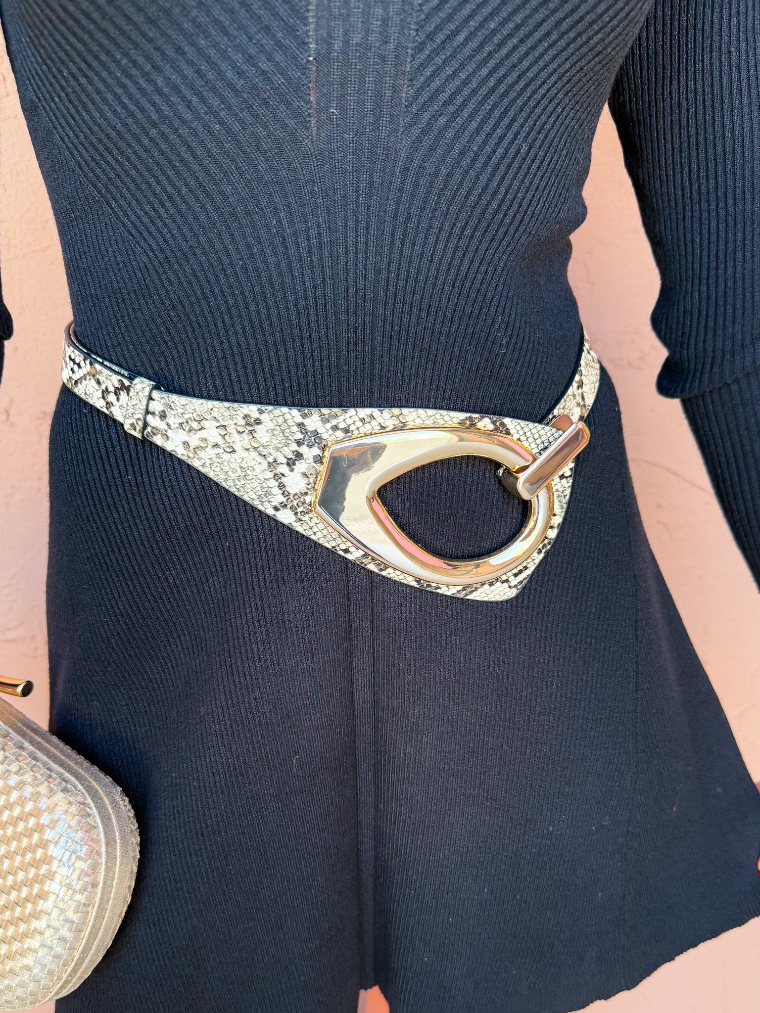 Lennon Teardrop Clasp Belt