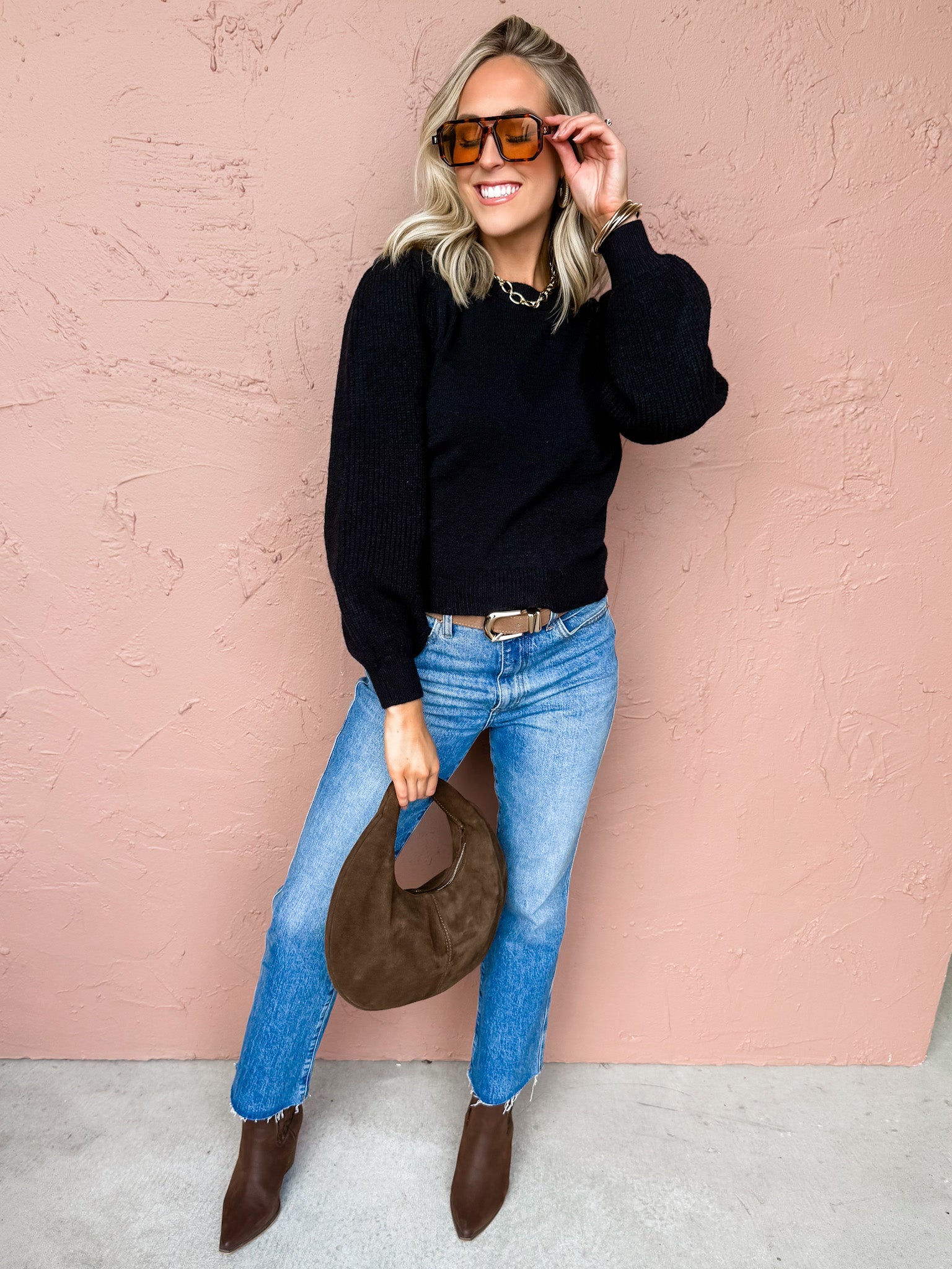 Elisson Puff Sleeve Sweater-Black