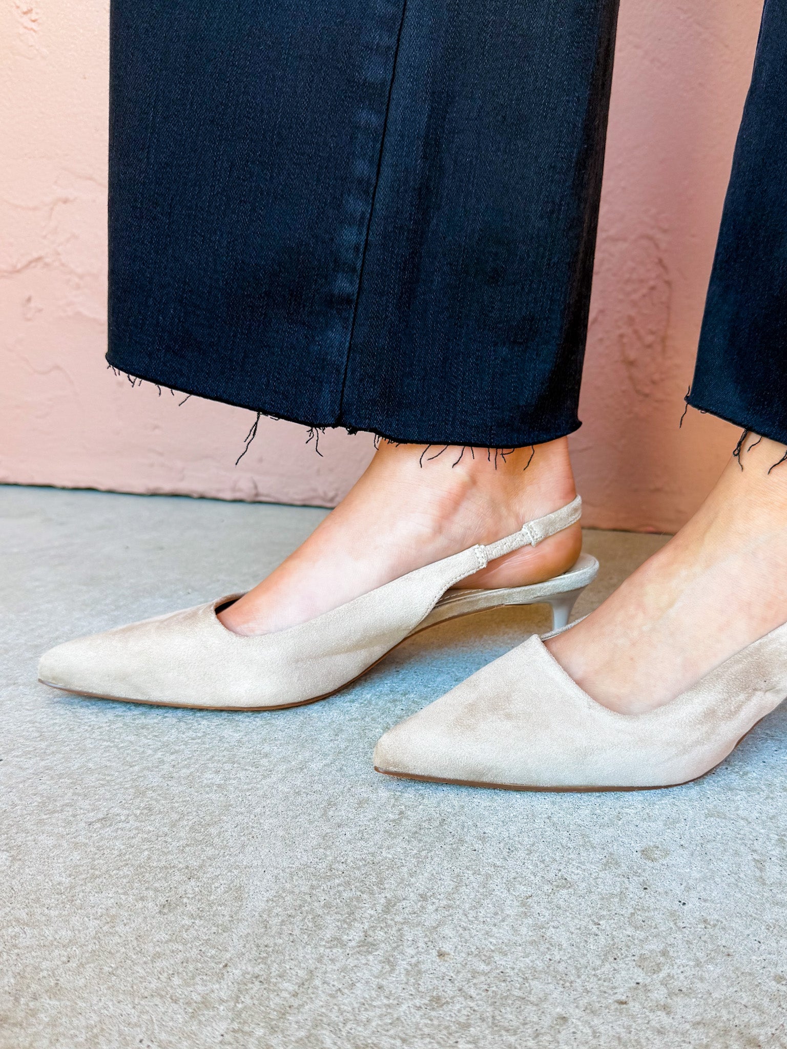 Rae Slingback Kitten Heel-Taupe