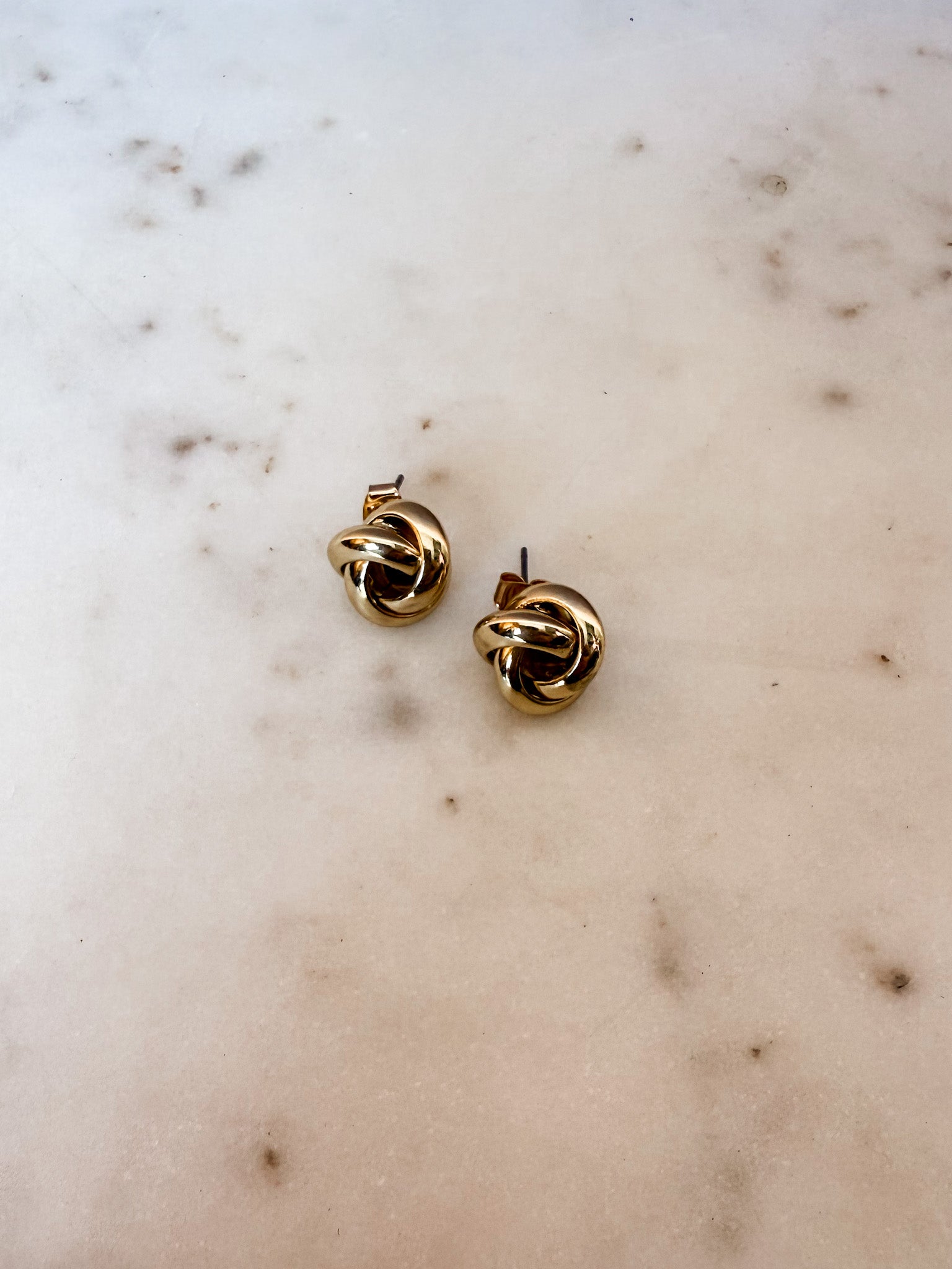 Soft Kiss Knot Stud Earrings
