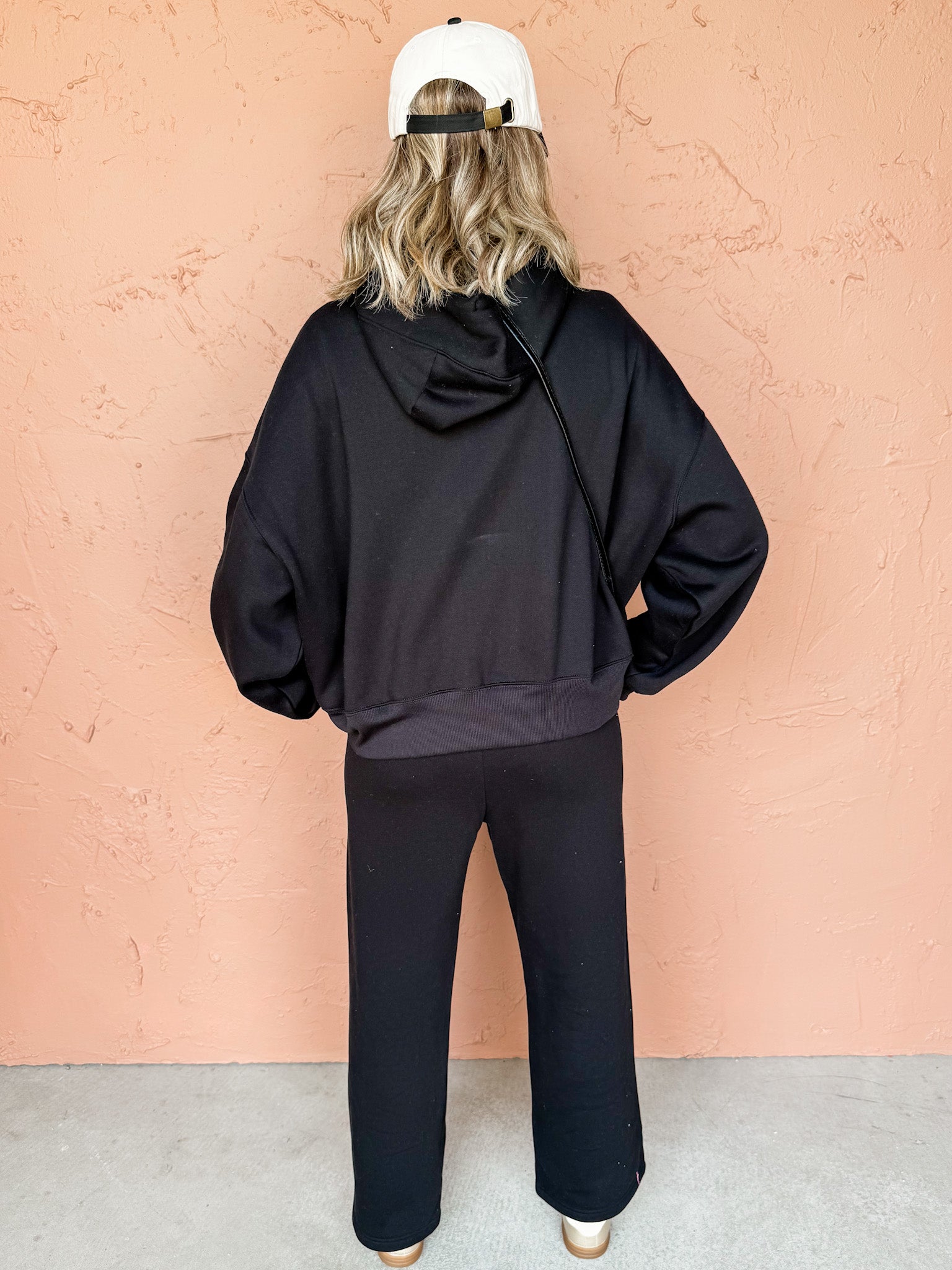 Off-Duty Fleece Hoodie-Black