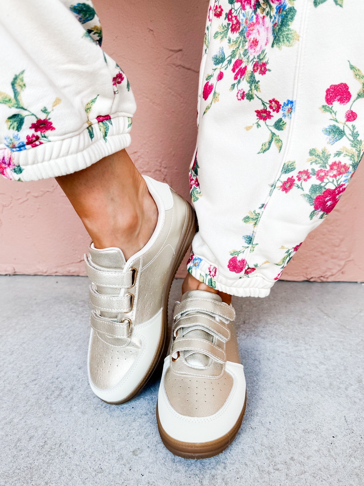 Tae Casual Sneaker-Gold