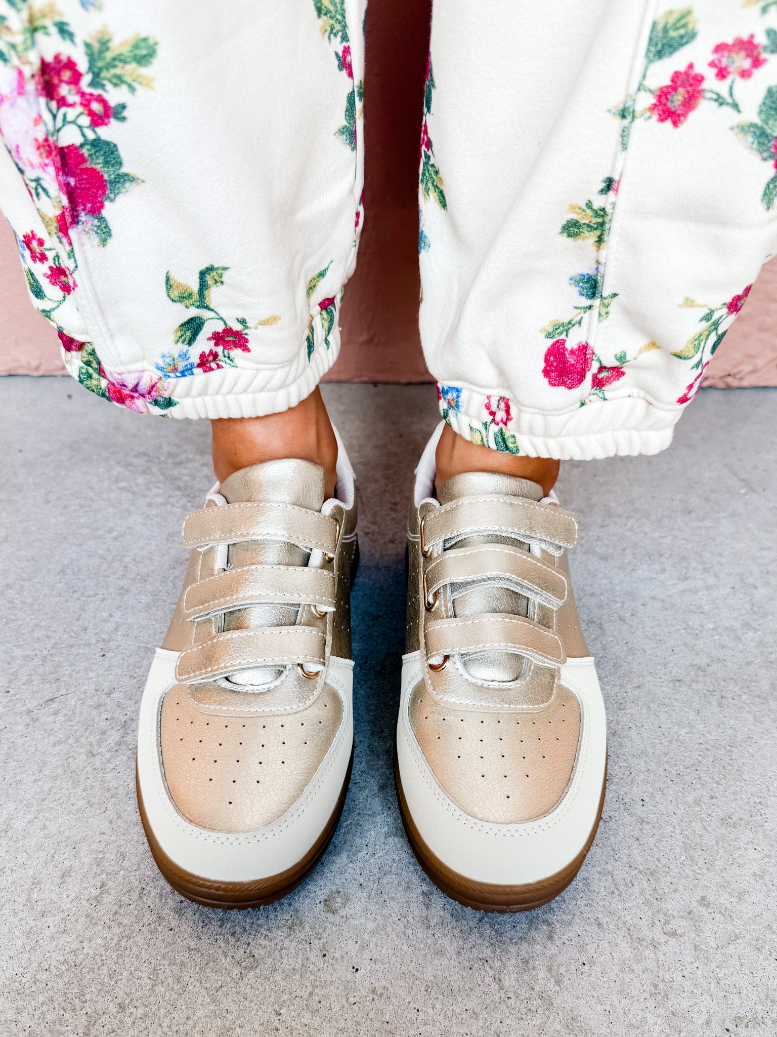 Tae Casual Sneaker-Gold