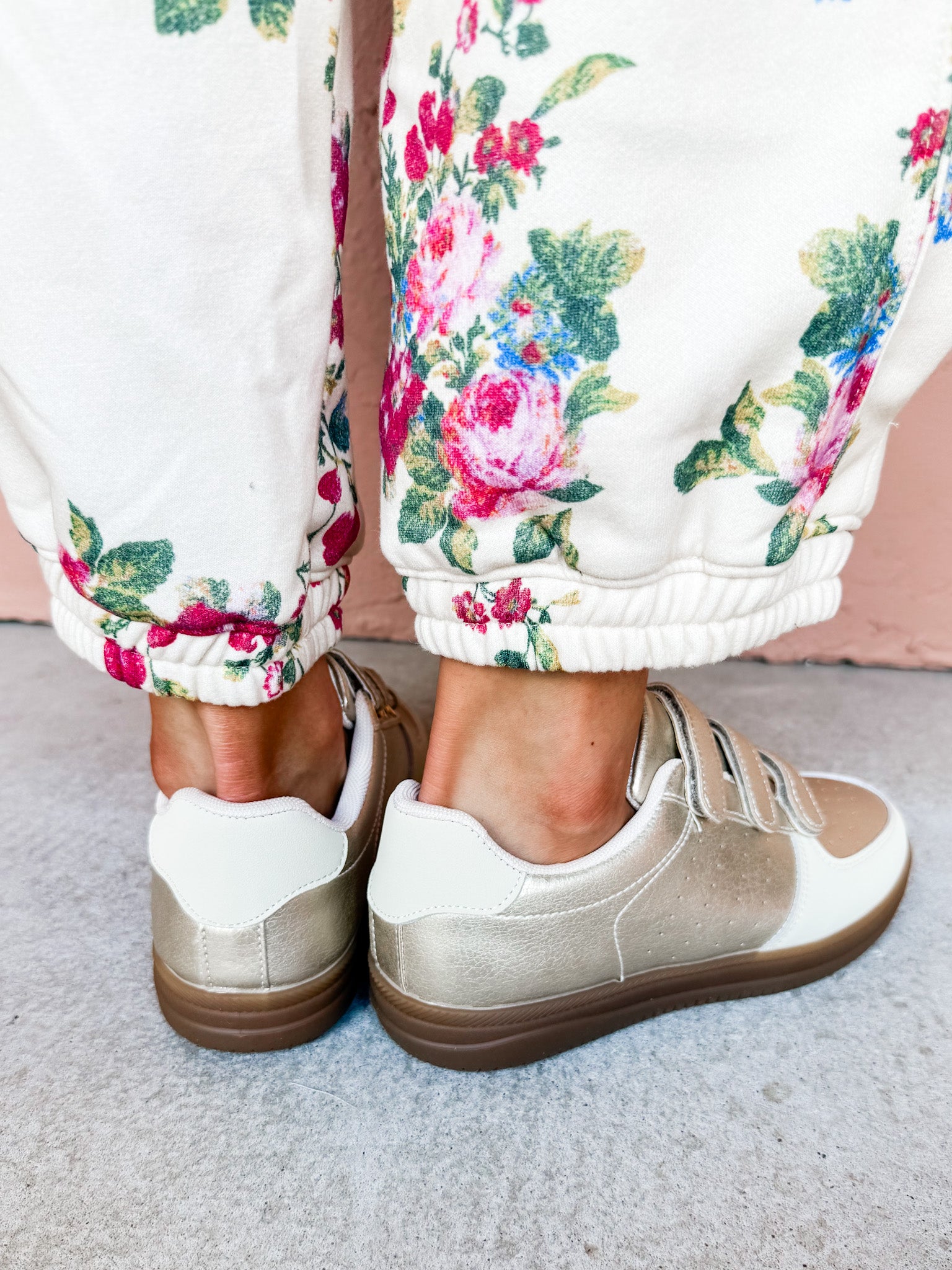 Tae Casual Sneaker-Gold