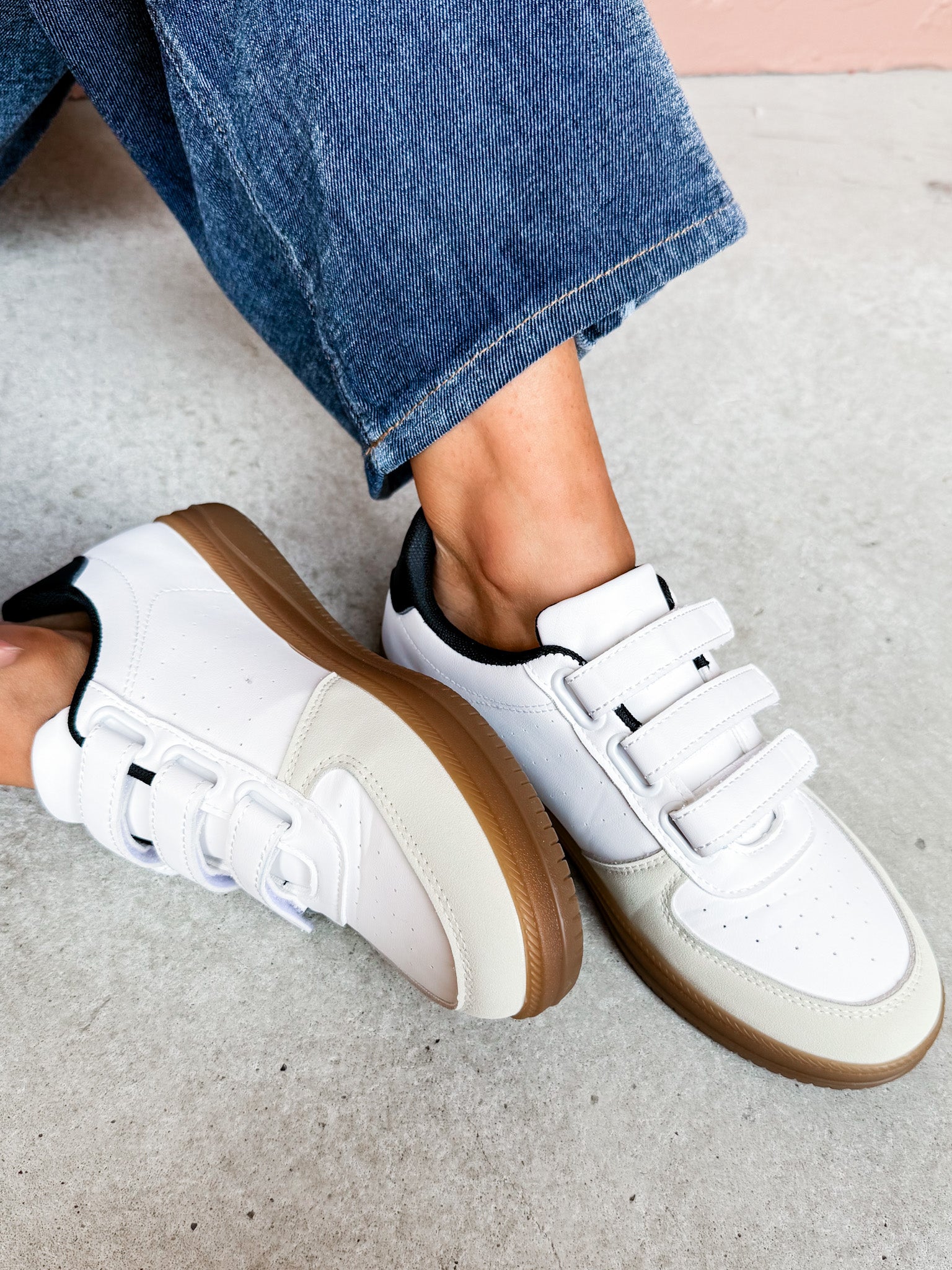 Tae Casual Sneaker-White