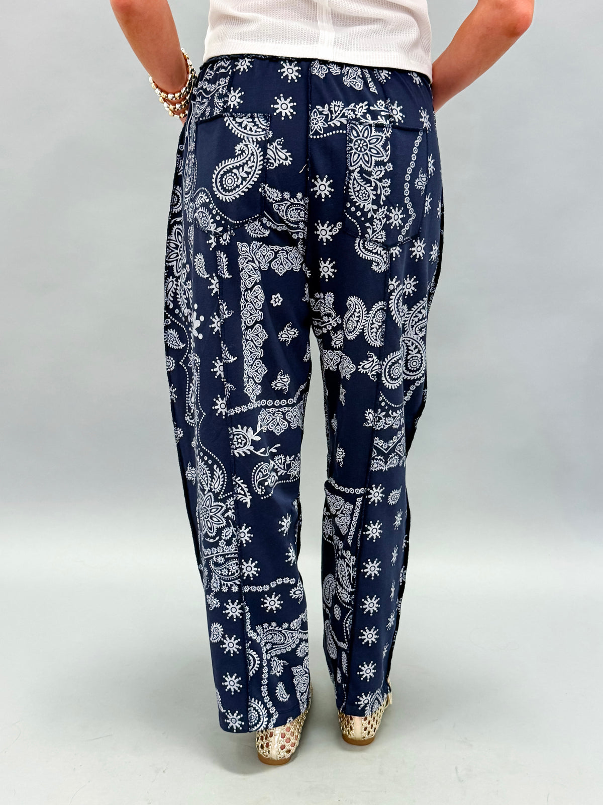 Bandera Barrel Knit Pants-Navy Bandana