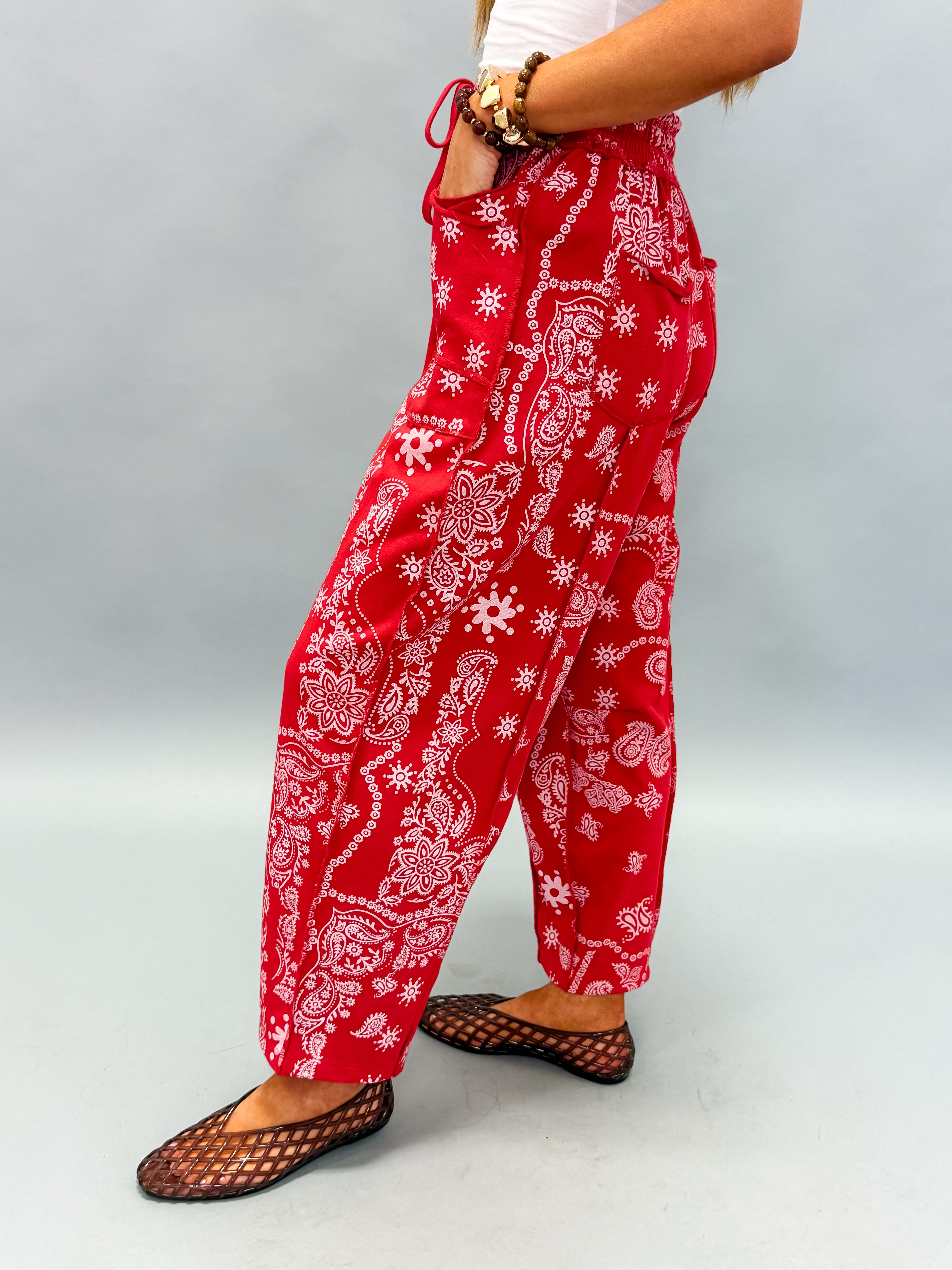 Bandera Barrel Knit Pants-Red Bandana