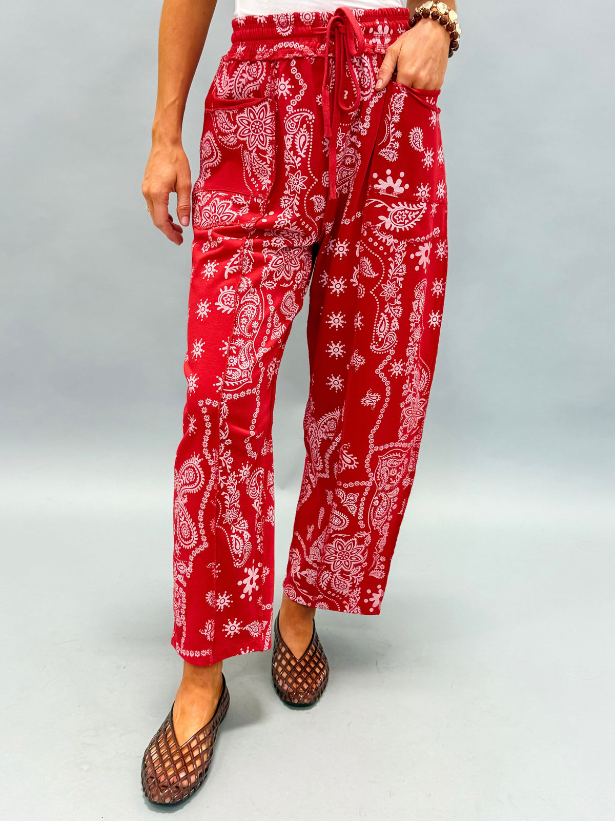 Bandera Barrel Knit Pants-Red Bandana