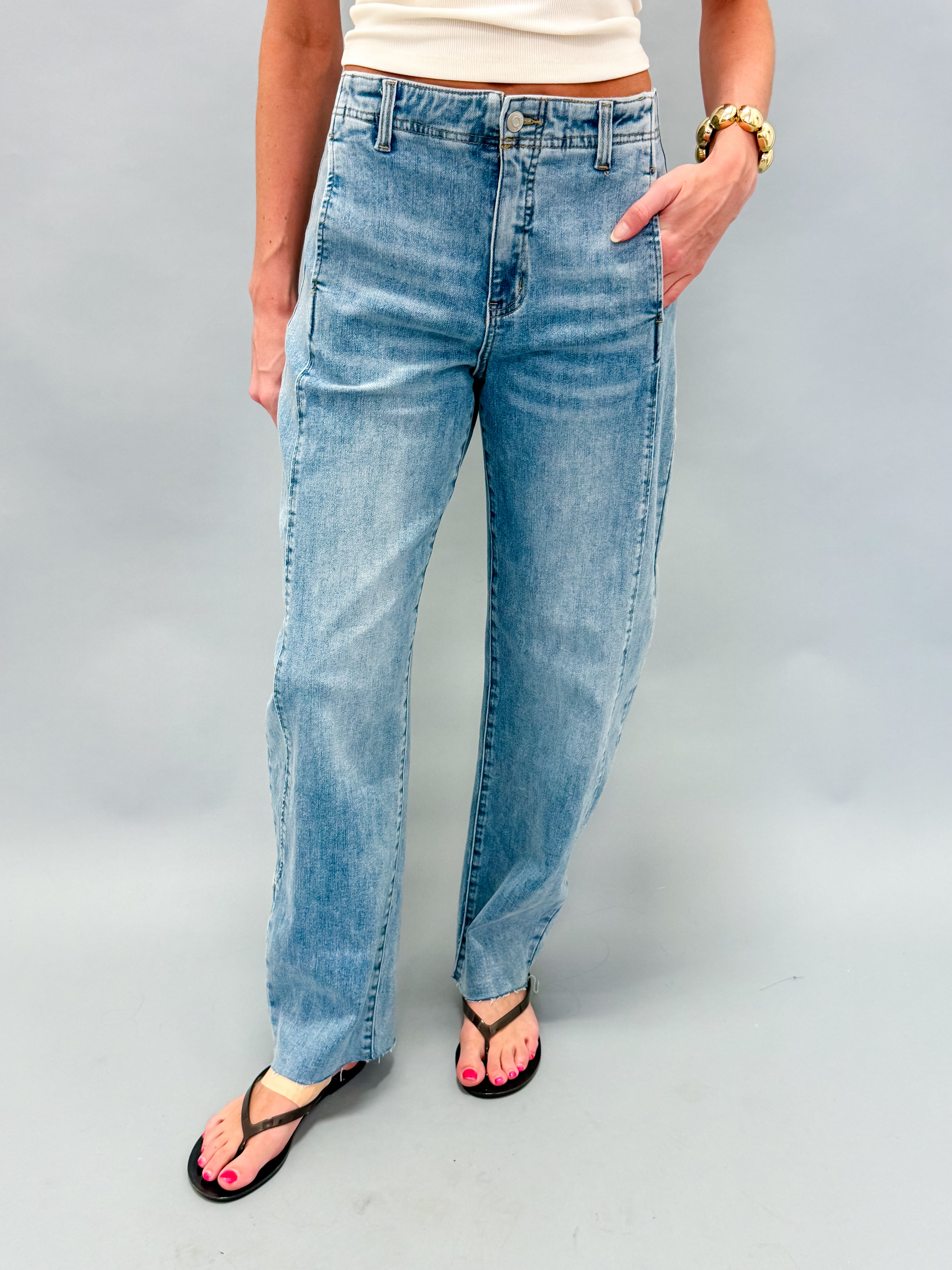 Beckett Barrel Leg Tapered Jeans
