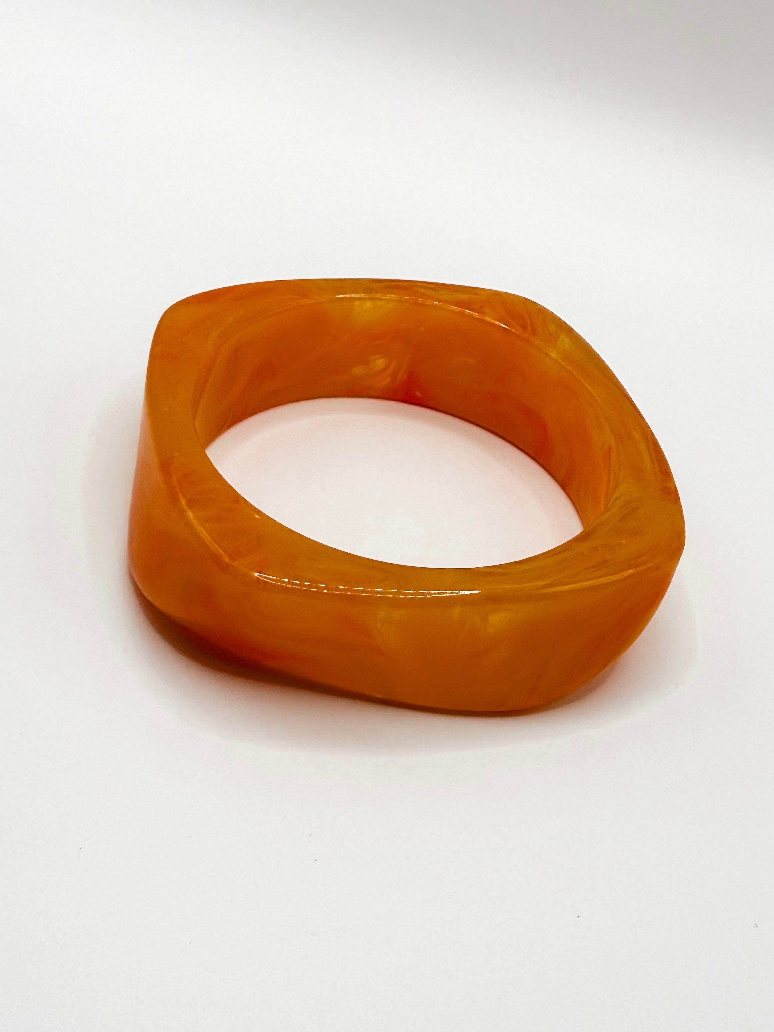 Bonnie Acrylic Chunky Bangle Bracelet-Canteloupe