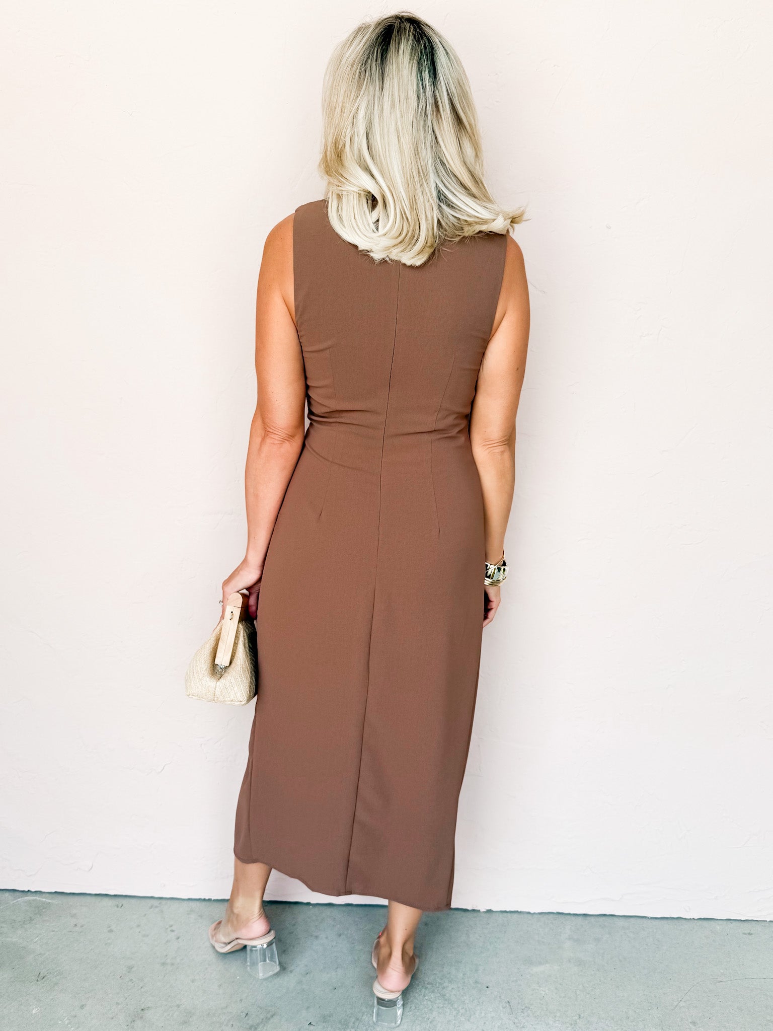 Café Luxe Sleeveless Pleated Midi Dress