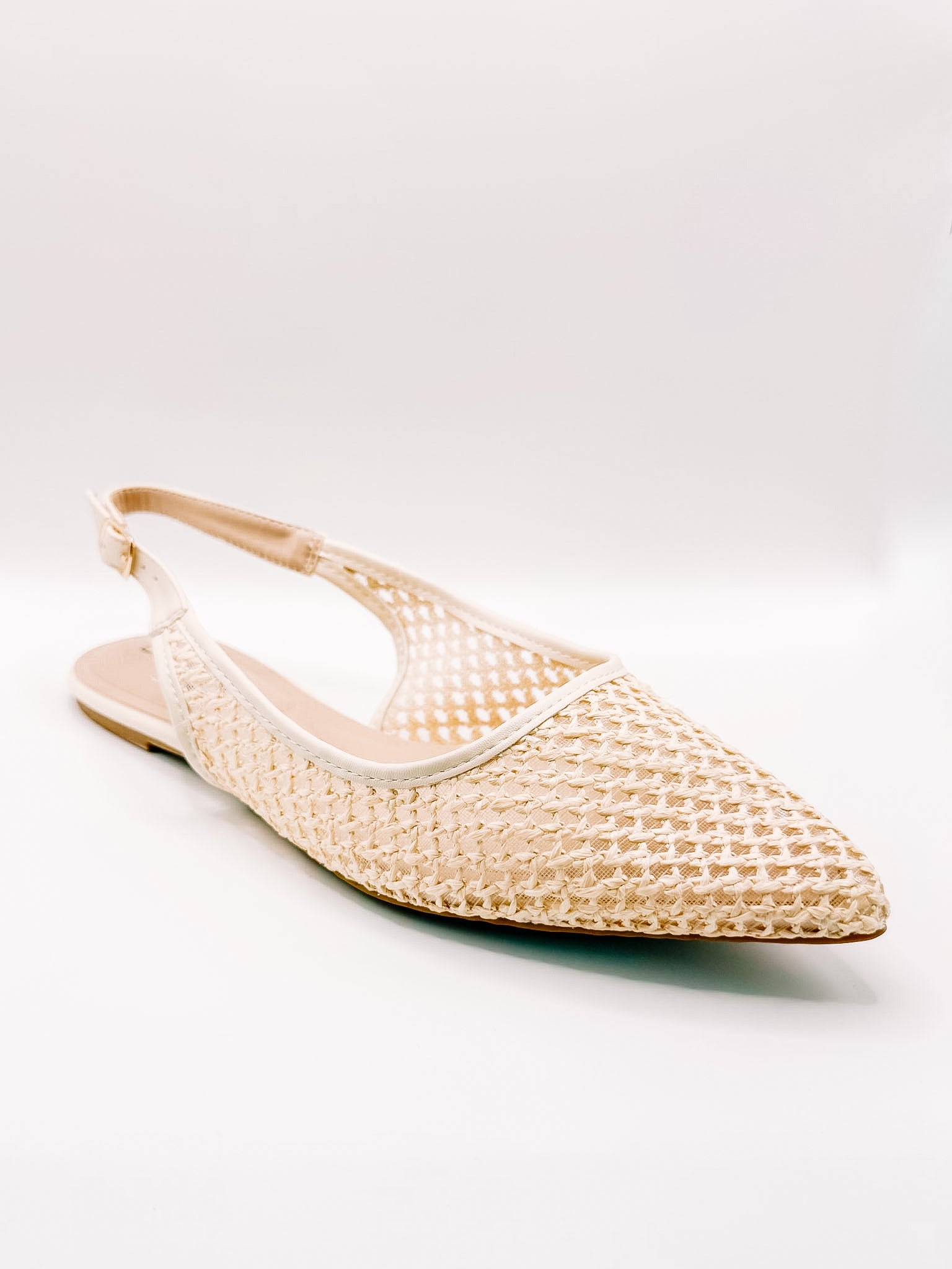 Celie Woven Flat