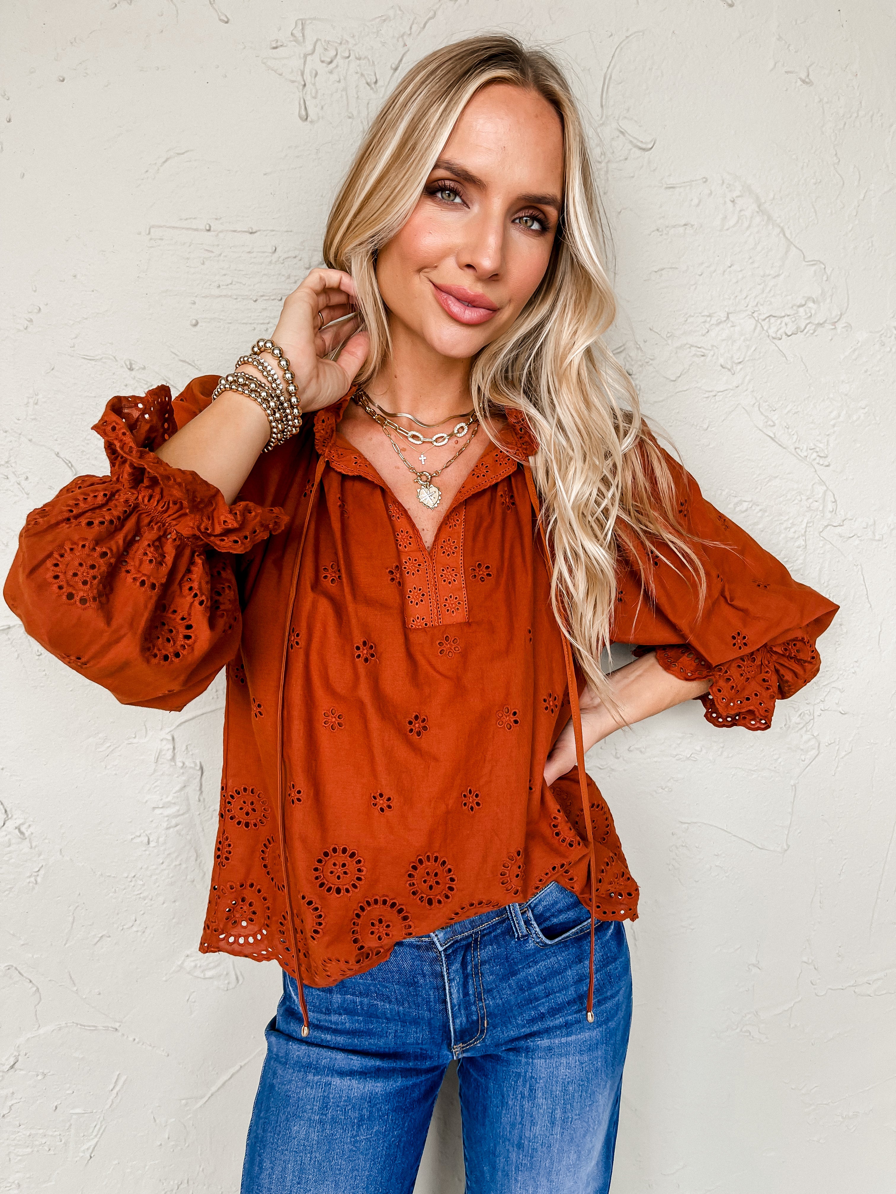 Classic Move Eyelet Split Neck Top