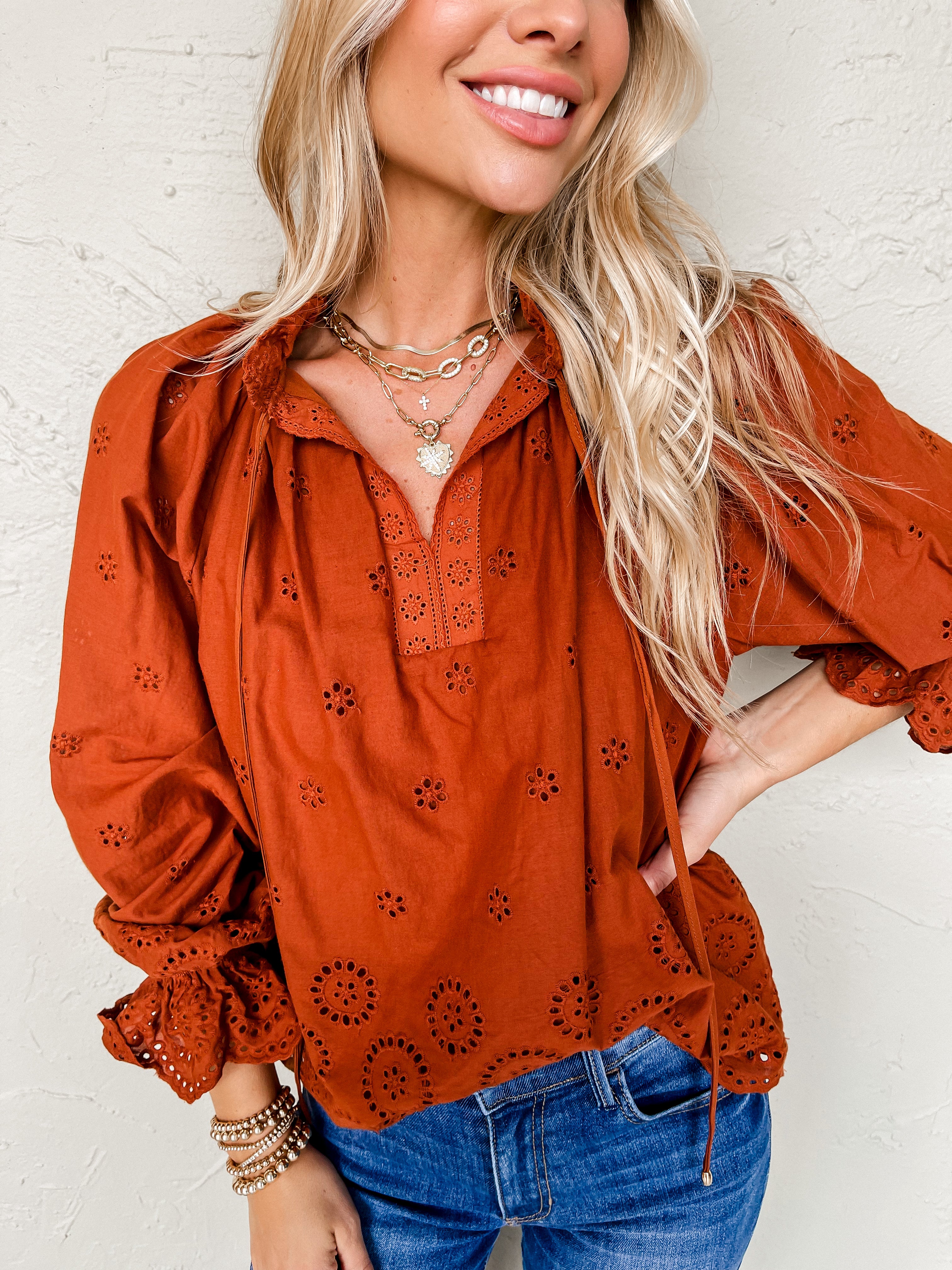 Classic Move Eyelet Split Neck Top