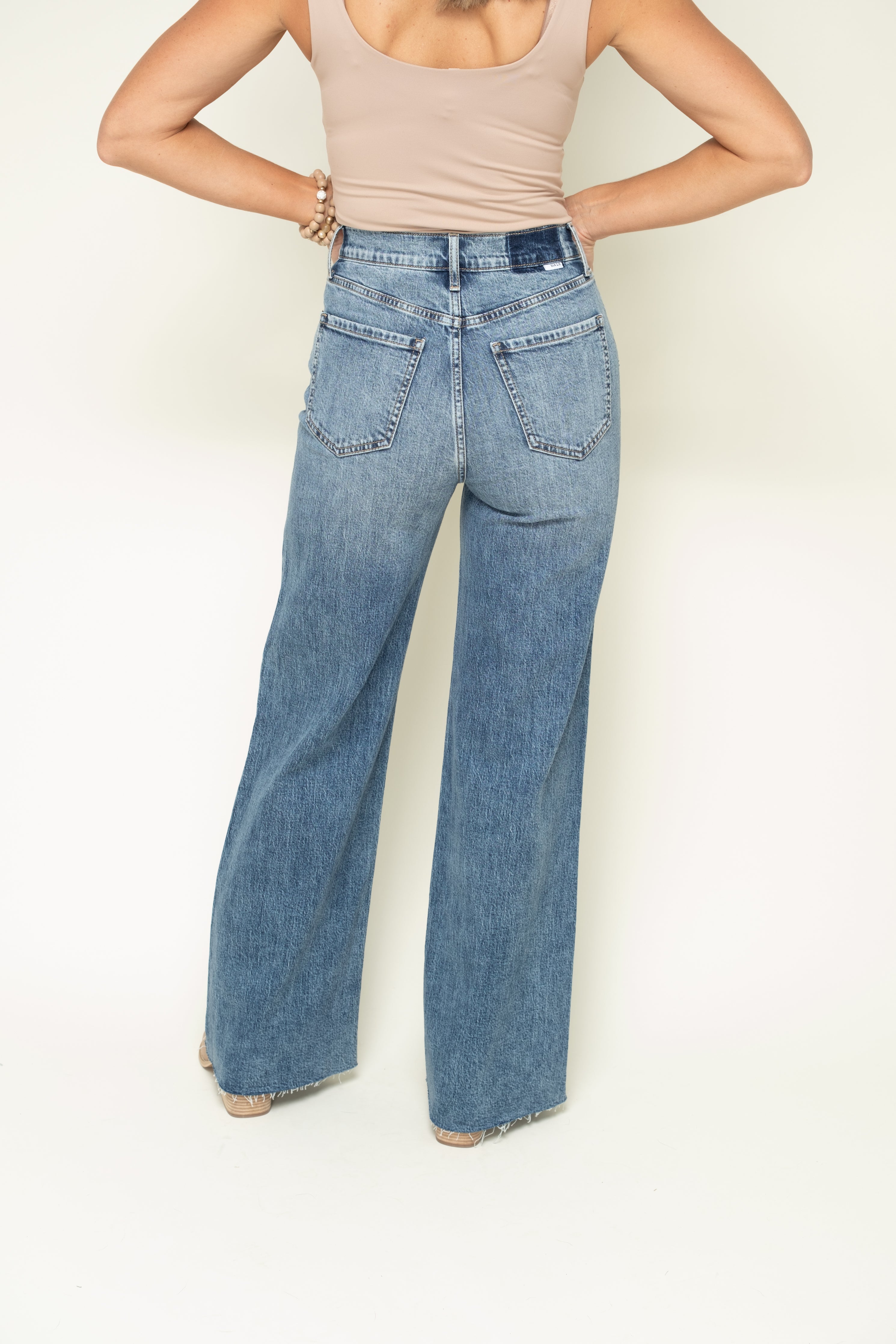 [DAZE] Far Out High Rise Wide Leg Jeans-Stunner