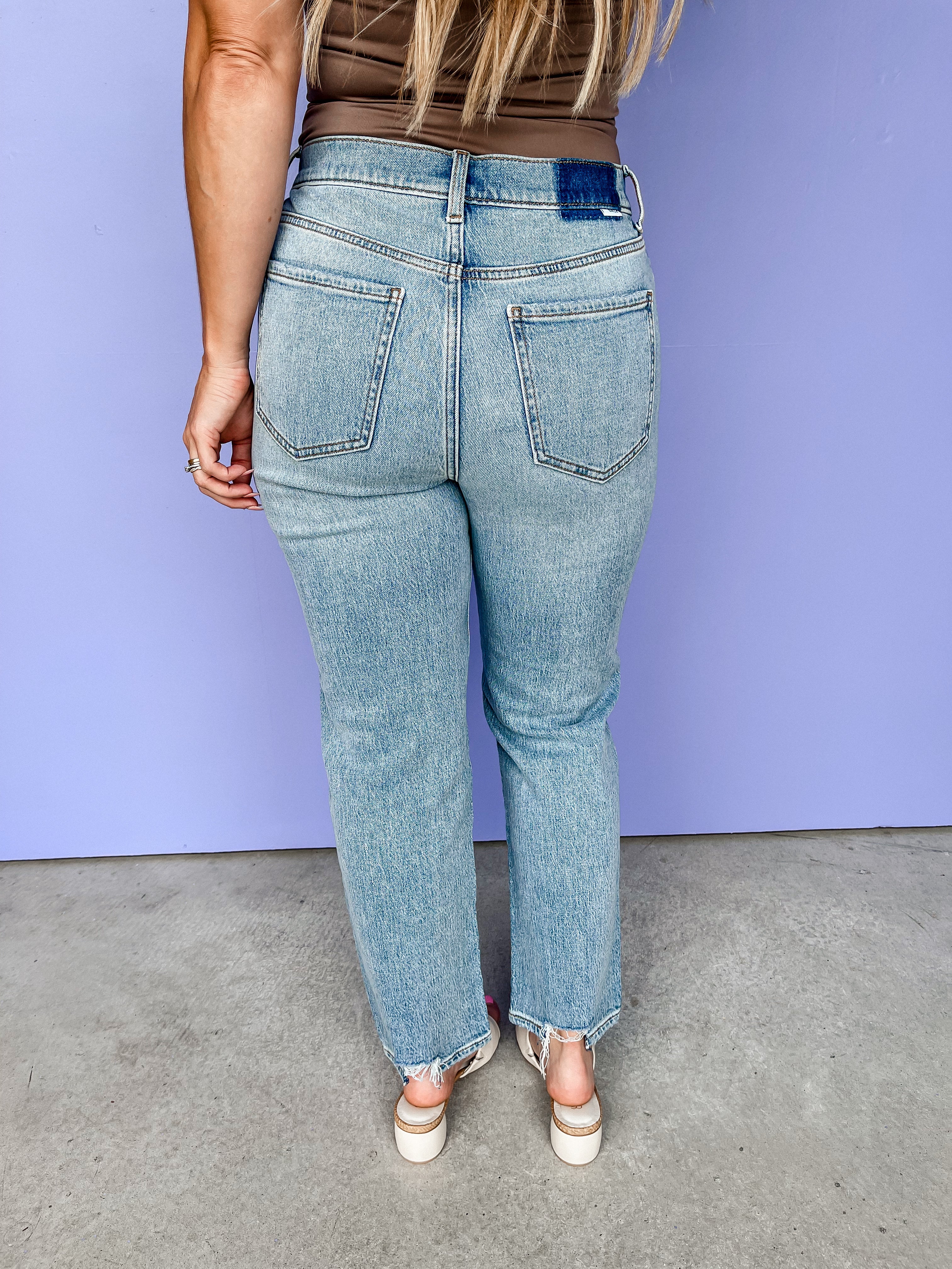 [DAZE] Straight Up High Rise Straight Jeans-Promise Distressed