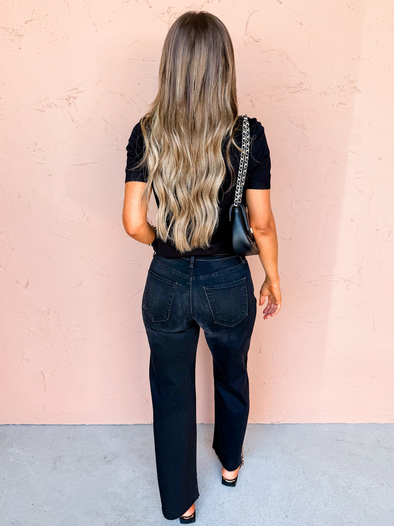 Easy Fit Basic Short Sleeve Top-Black