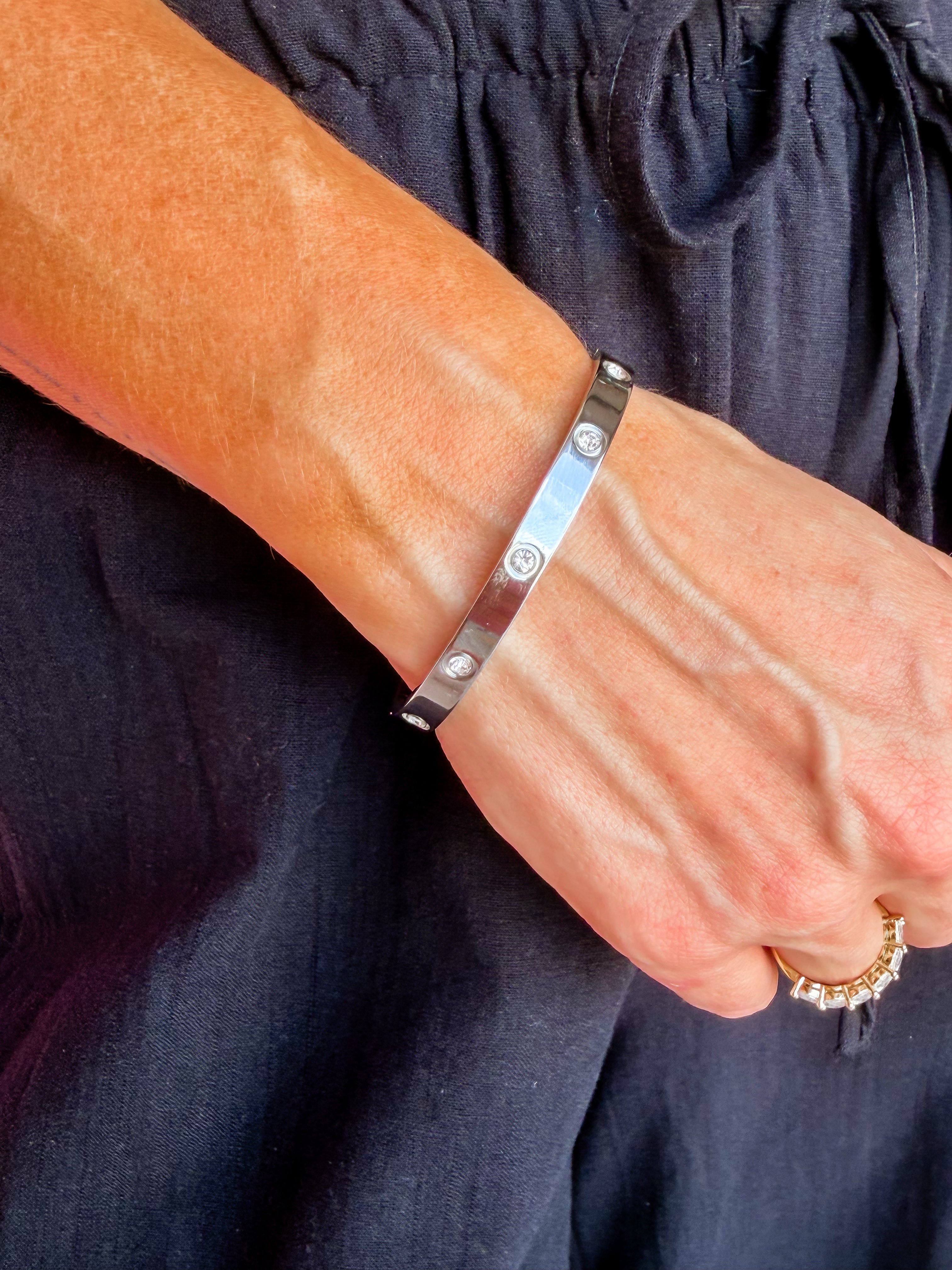 Elsa Stainless Steel Bangle-Silver