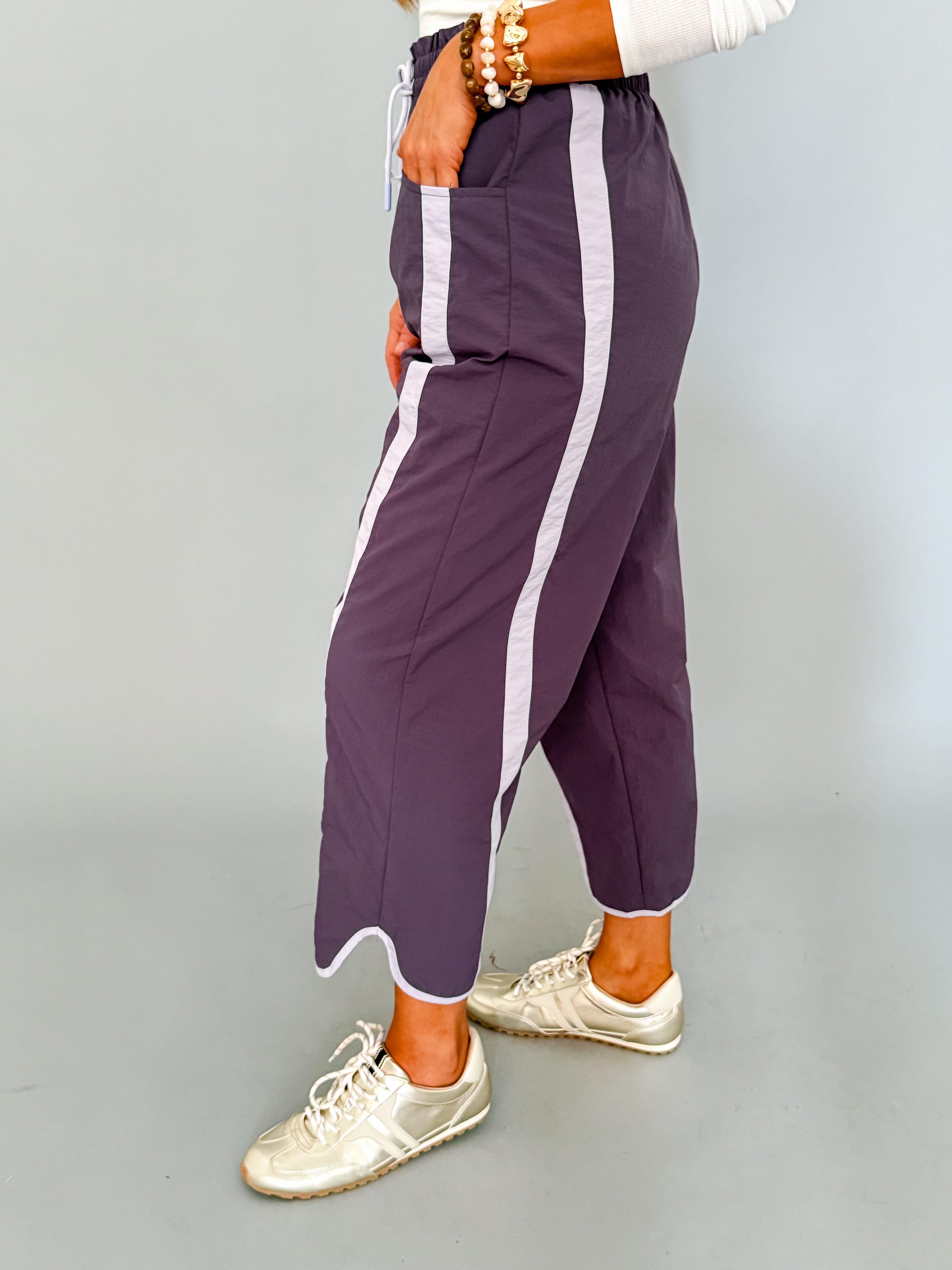 Jasmine Sporty Barrel Pants-Plum