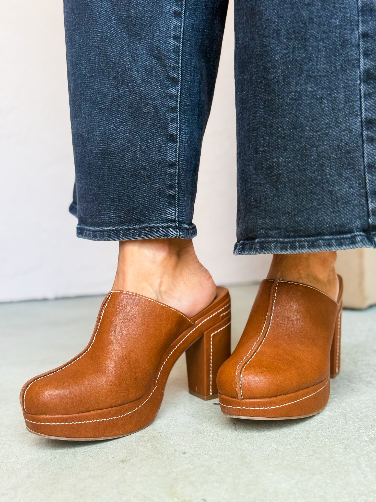 Krista Heeled Mule-Tan