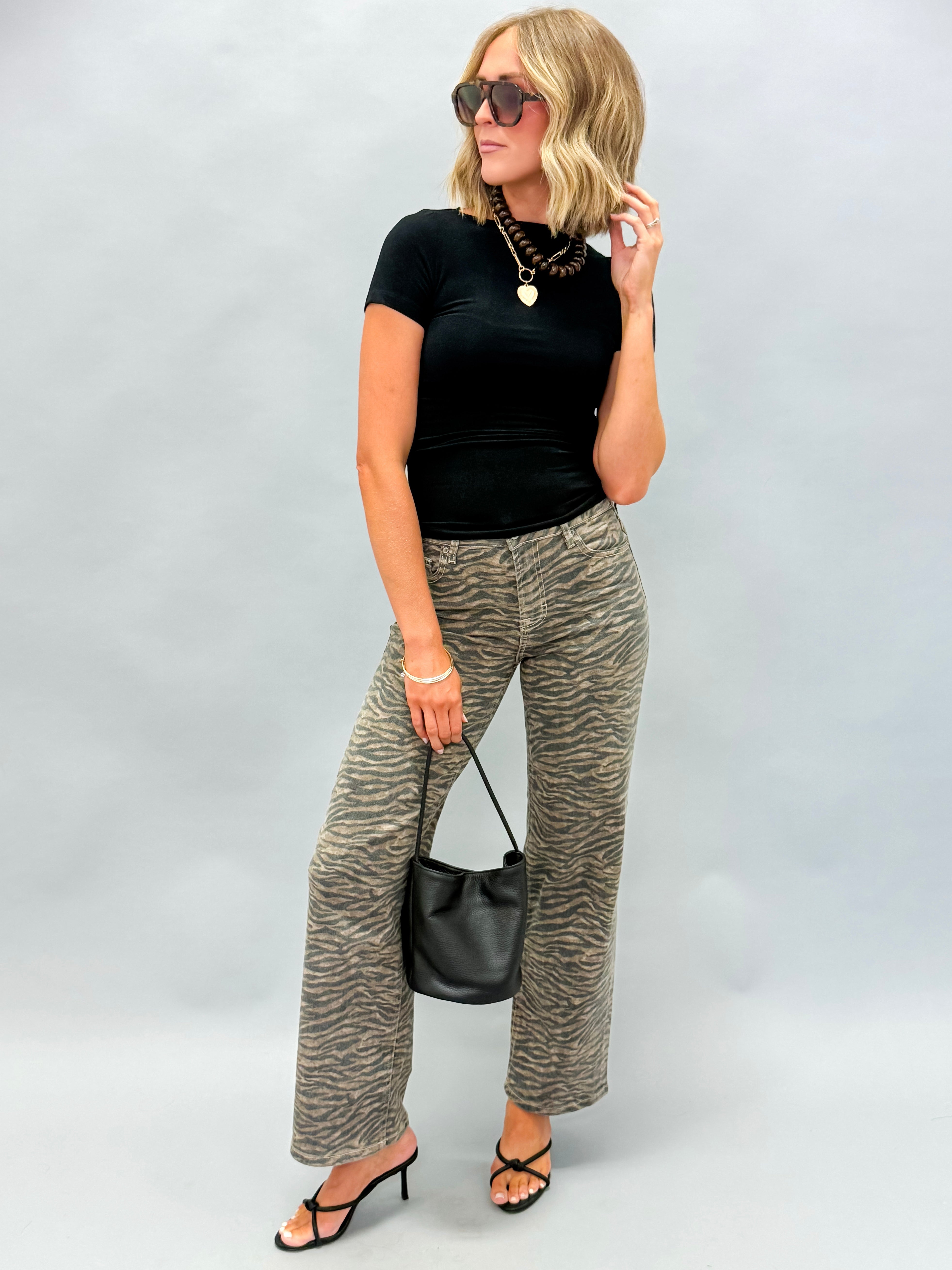 Kristin Boat Neck Basic Top-Black