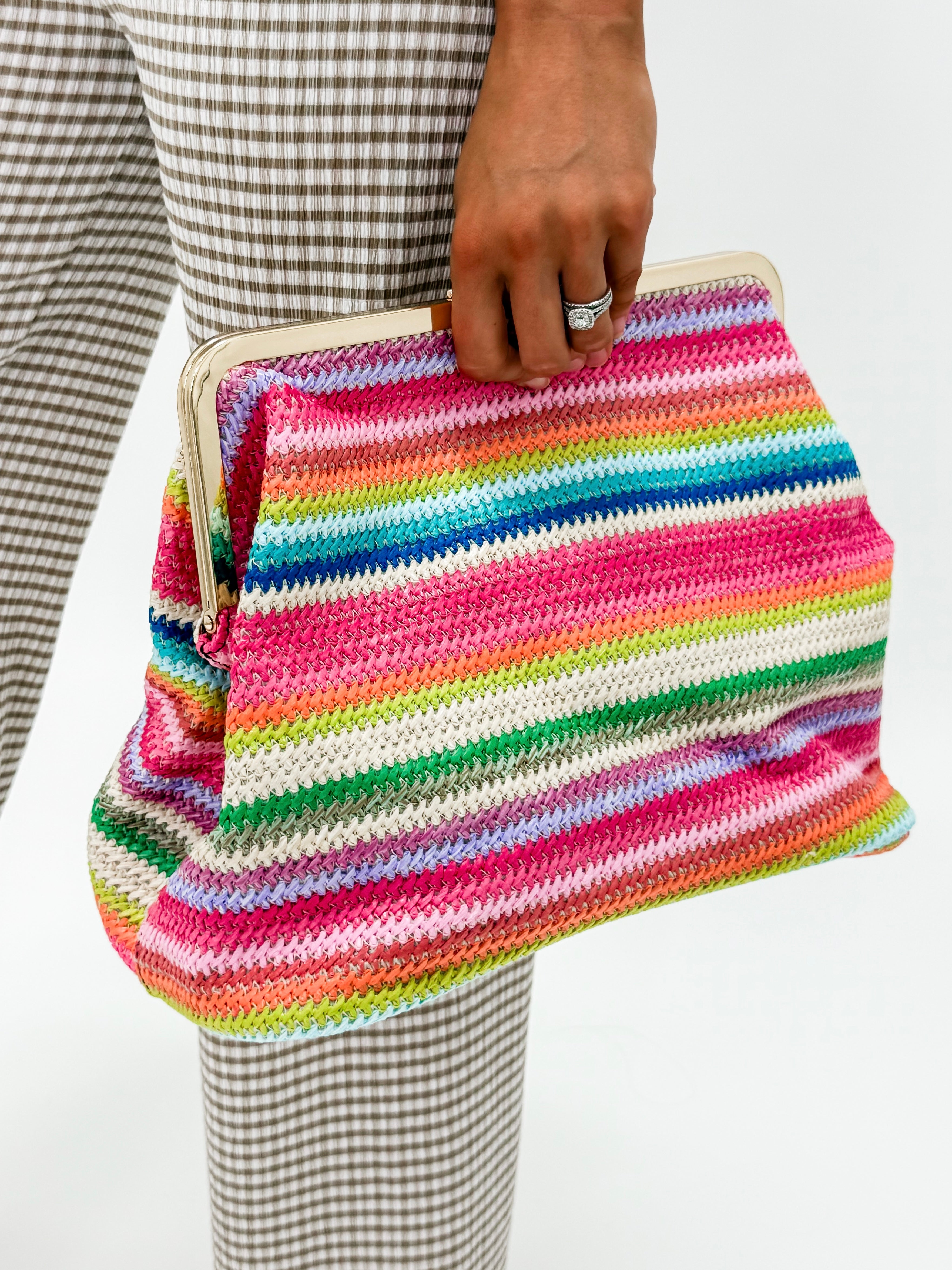 Layla Rainbow Straw Kiss-Lock Bag-Pink
