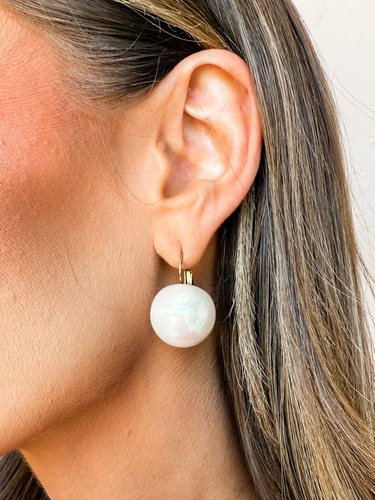 [Linny Co.] Mary Pearl Statement Earrings
