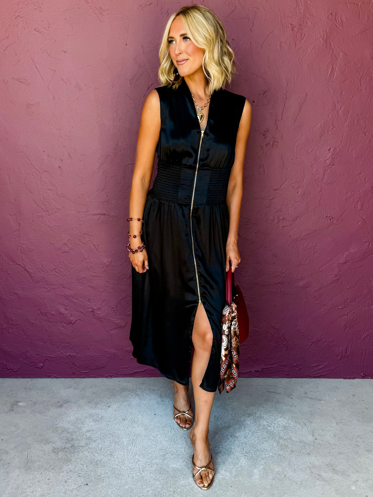 Mollie Sleeveless Midi Dress-Black