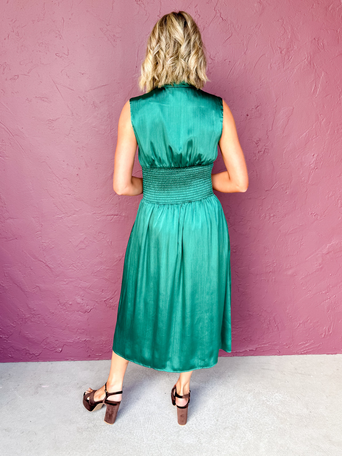 Mollie Sleeveless Midi Dress-Green