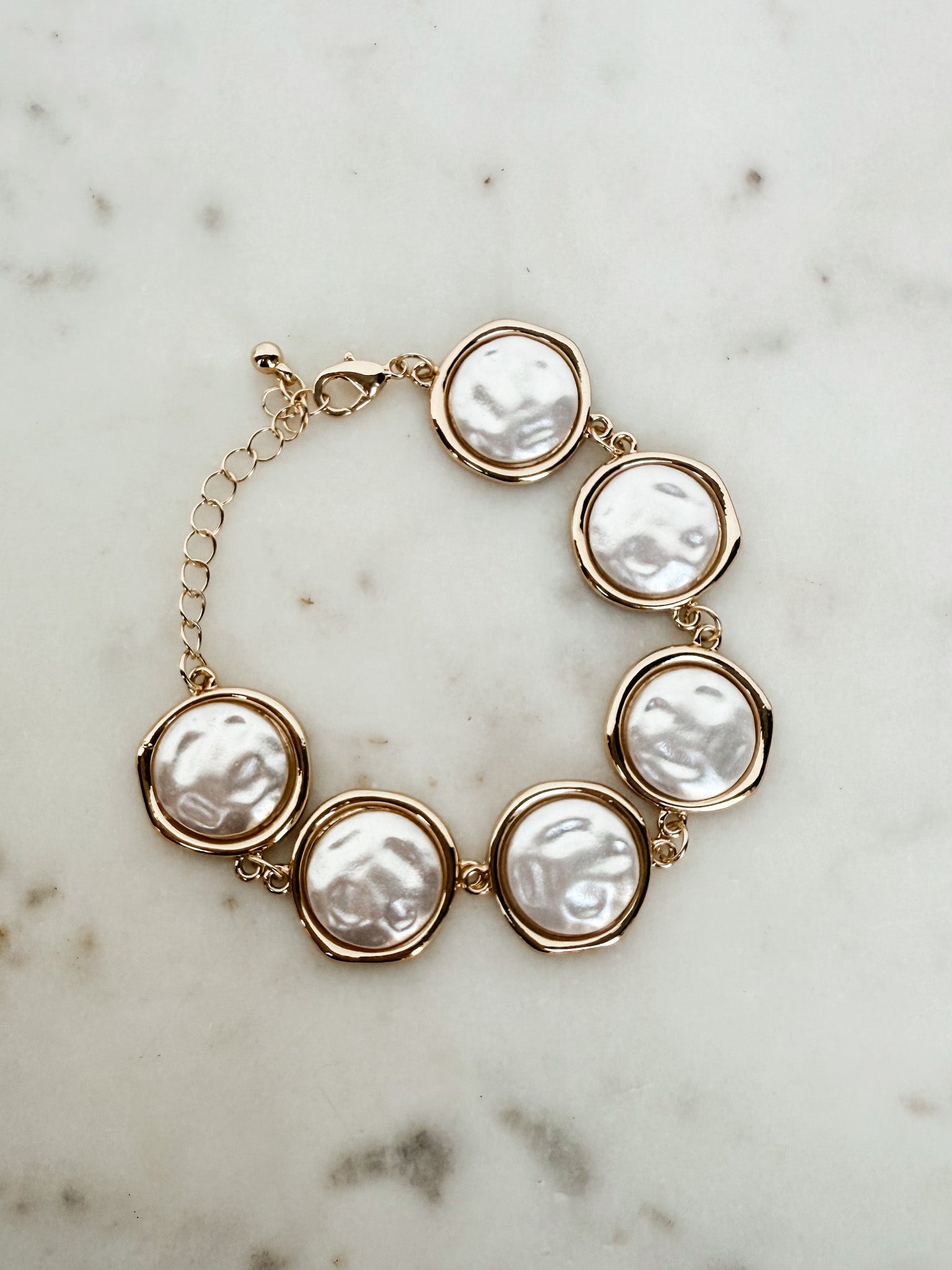 Noelle Pearl Gold Link Bracelet