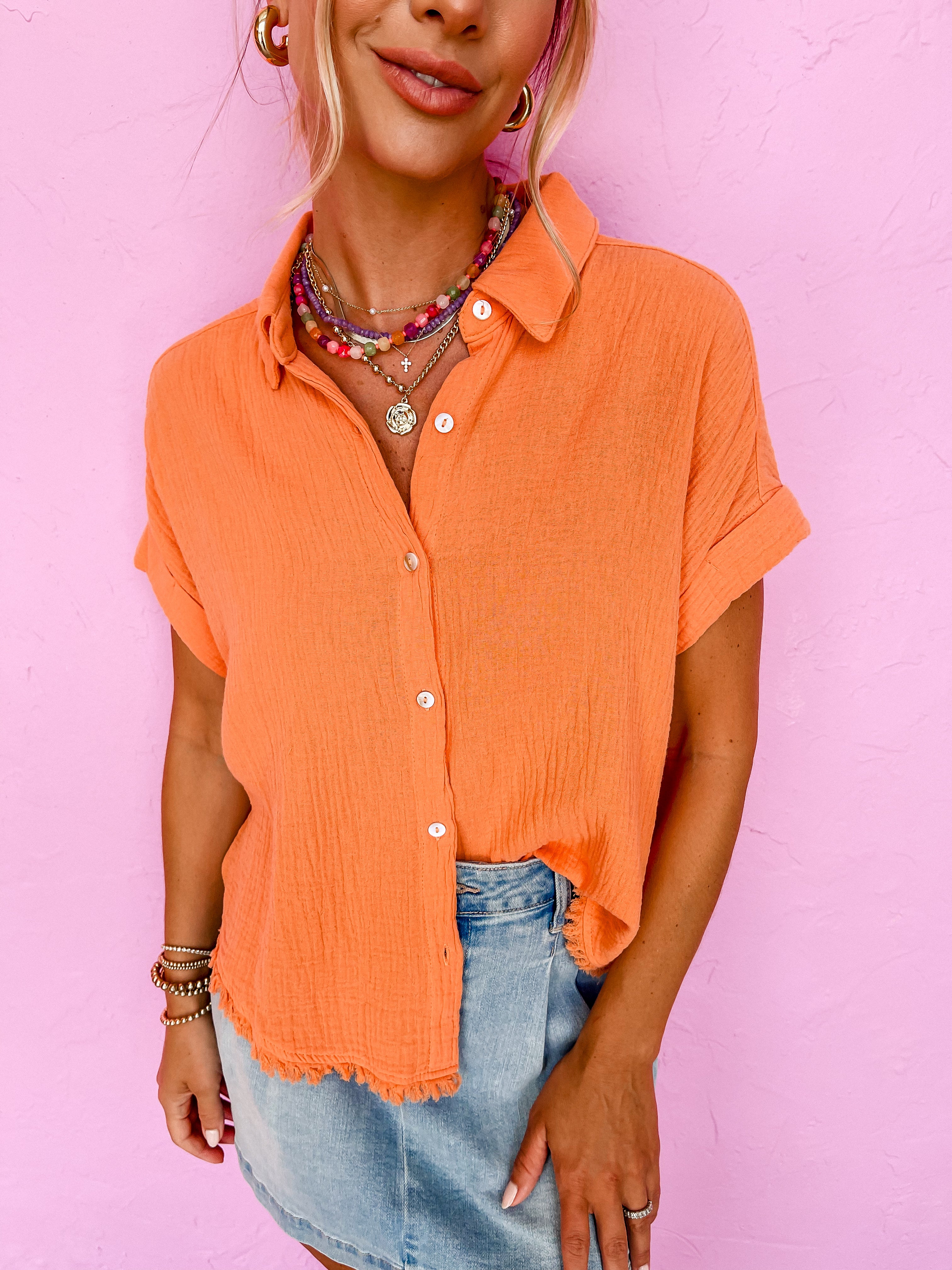 Refreshing Change Button Front Top-Cantaloupe