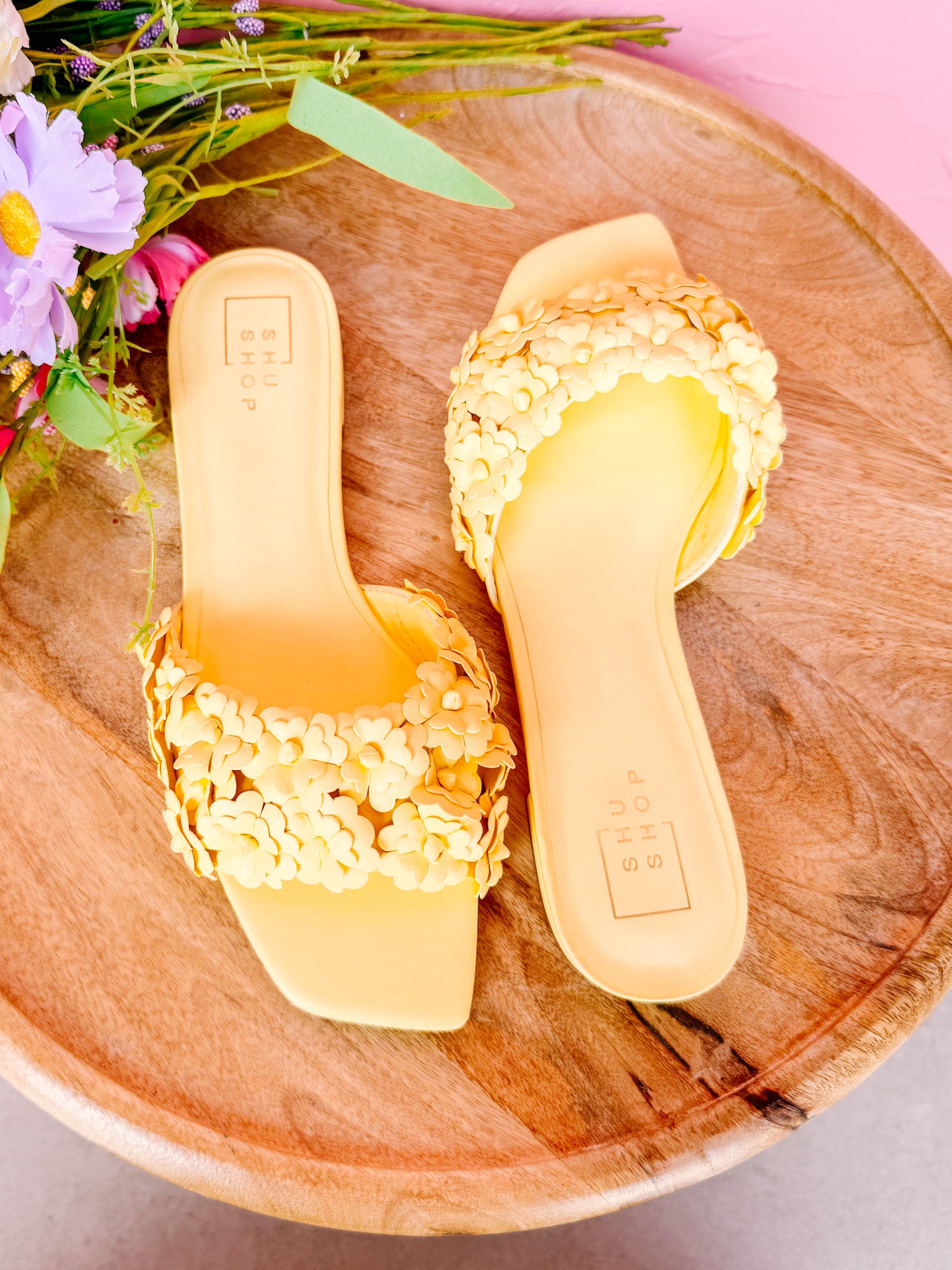 [ShuShop] Camellia Slip On Sandal-Yellow